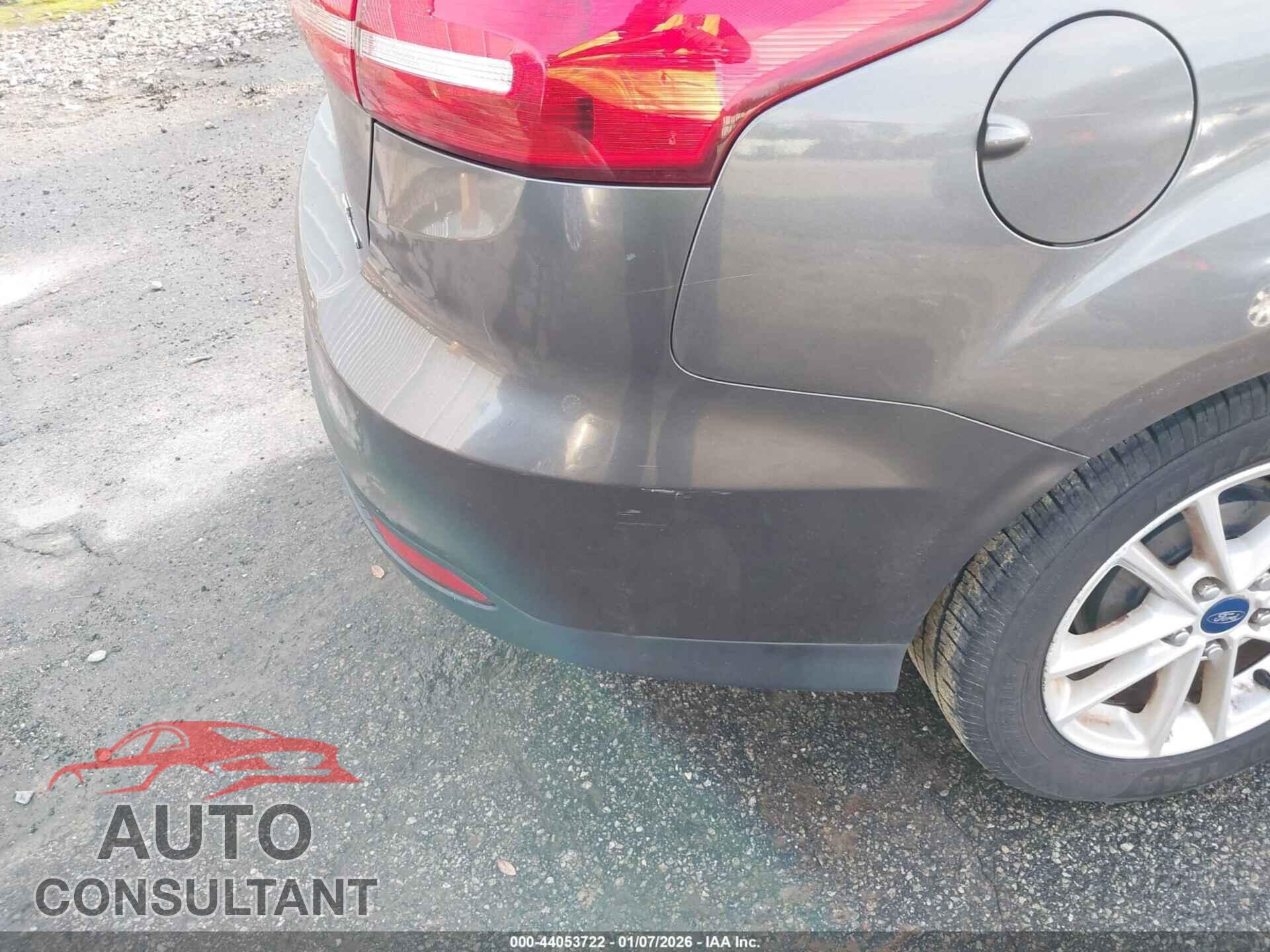 FORD FOCUS 2015 - 1FADP3F27FL227495