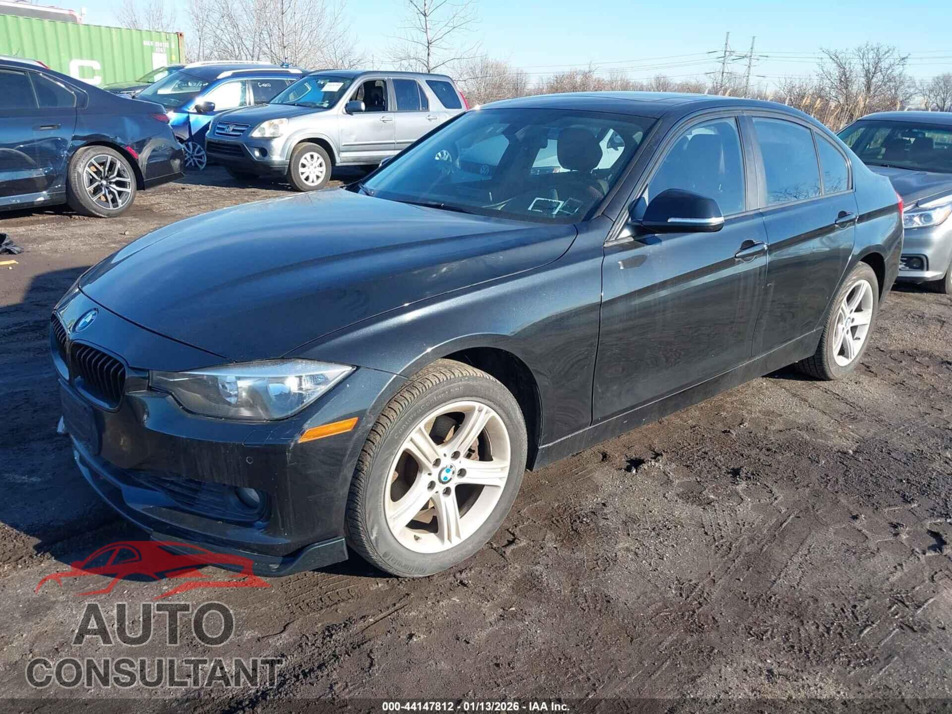 BMW 328I 2013 - WBA3B3C52DF532415