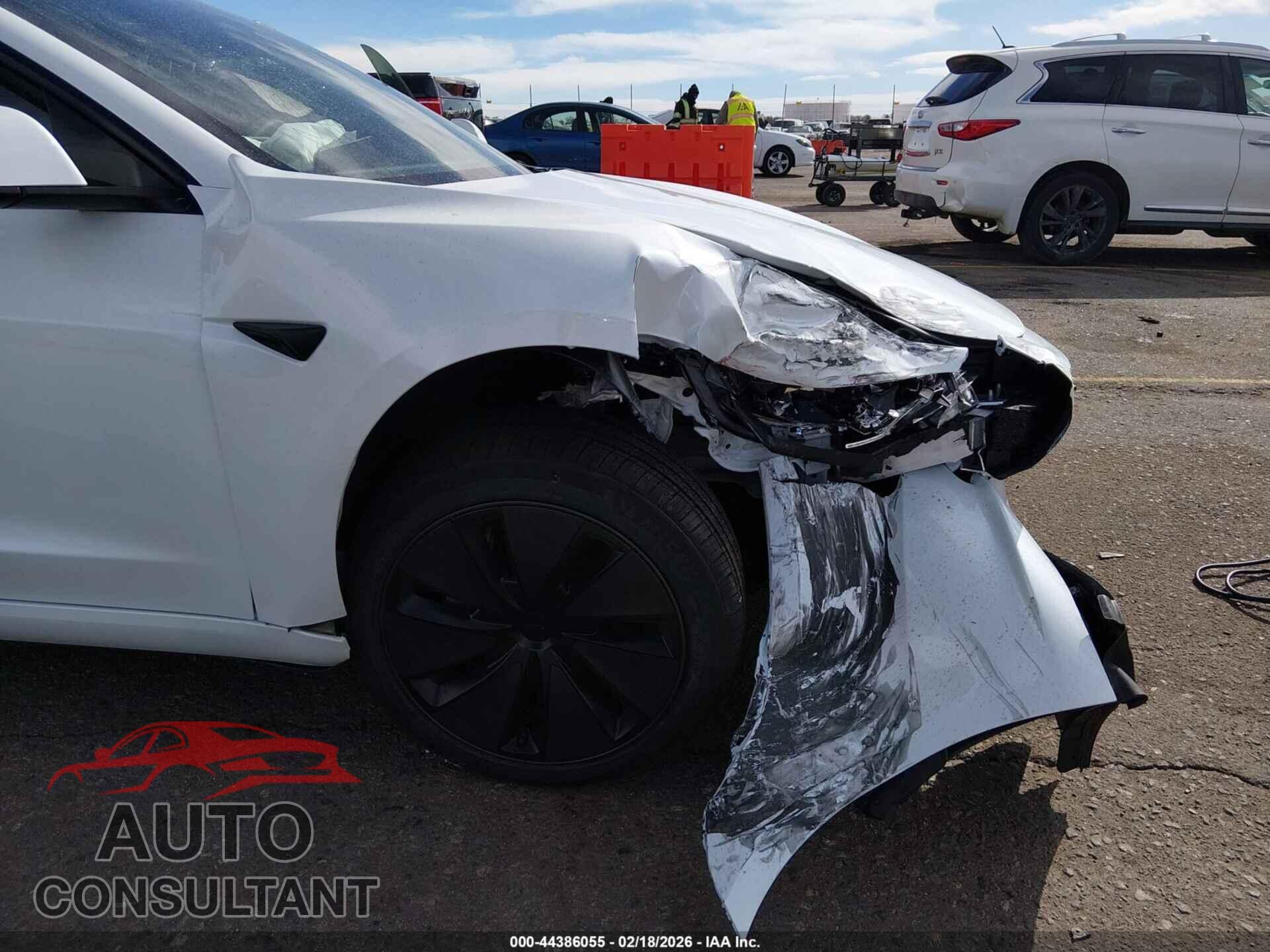 TESLA MODEL 3 2026 - 5YJ3E1EB5TF121532