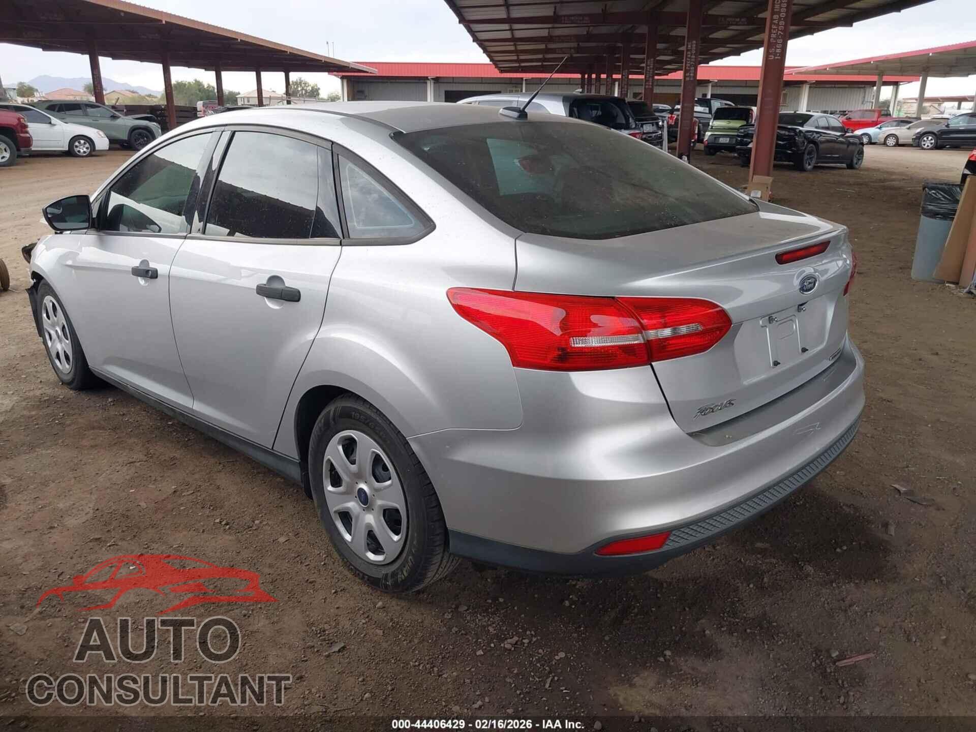 FORD FOCUS 2016 - 1FADP3E27GL362785
