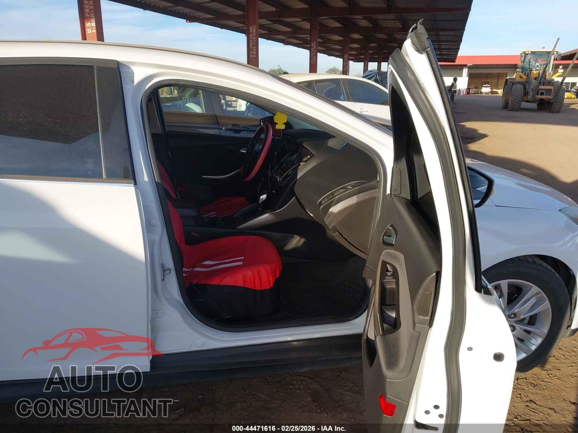 FORD FOCUS 2012 - 1FAHP3H27CL362602
