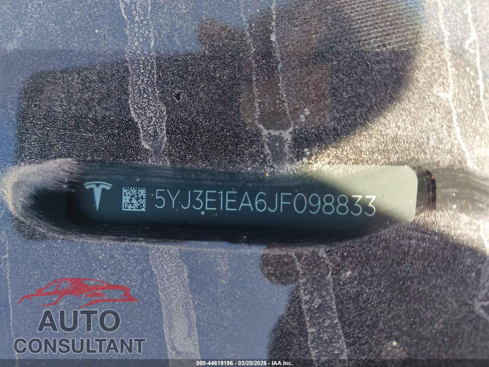 TESLA MODEL 3 2018 - 5YJ3E1EA6JF098833