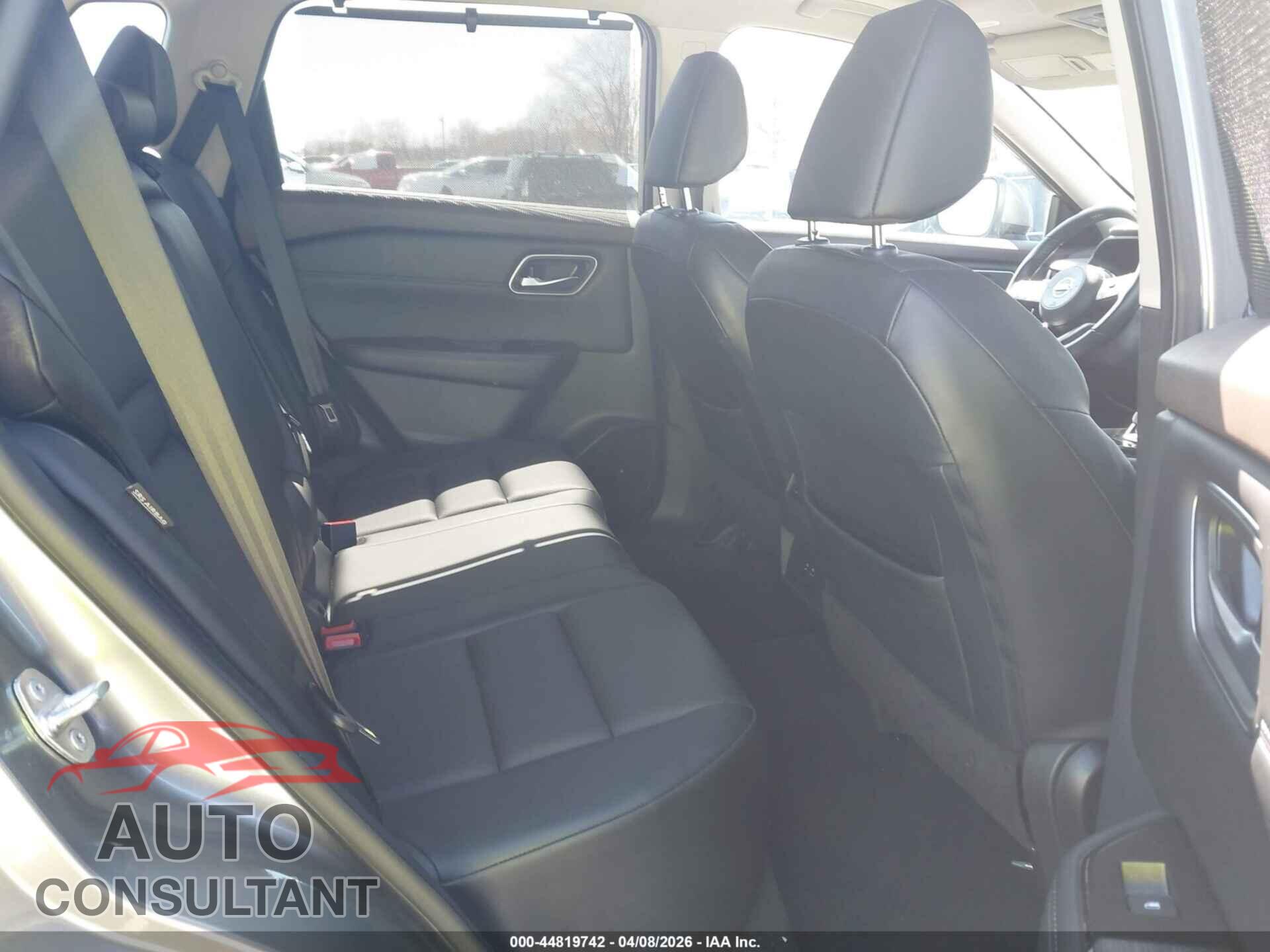 NISSAN ROGUE 2021 - 5N1AT3BB0MC801068