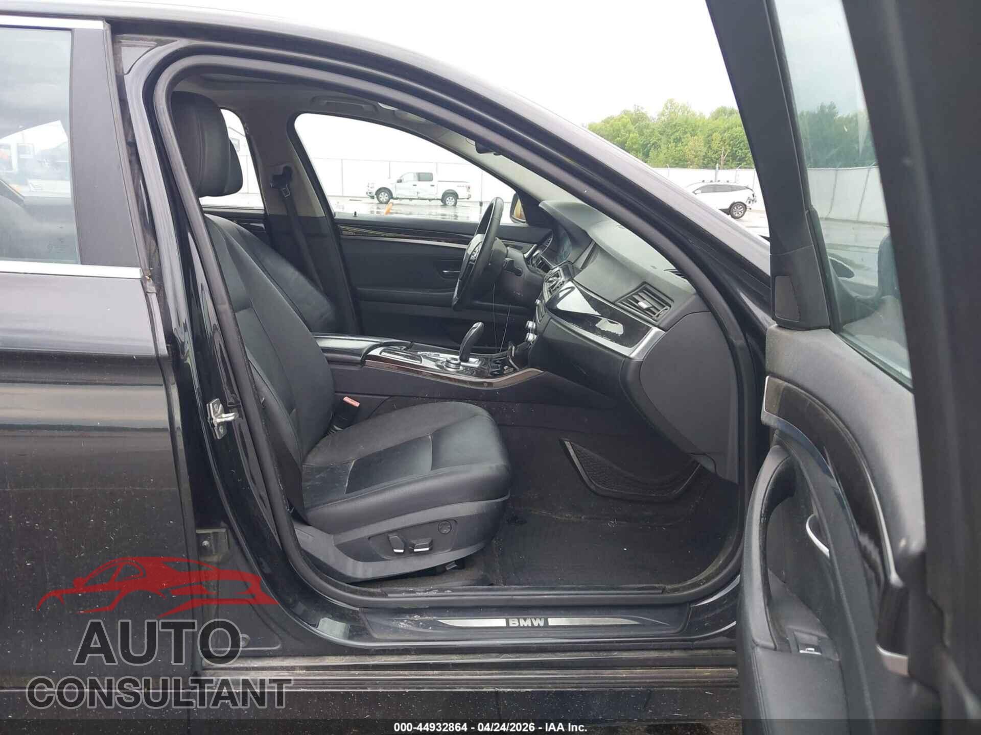 BMW 535I 2011 - WBAFU7C52BC875660