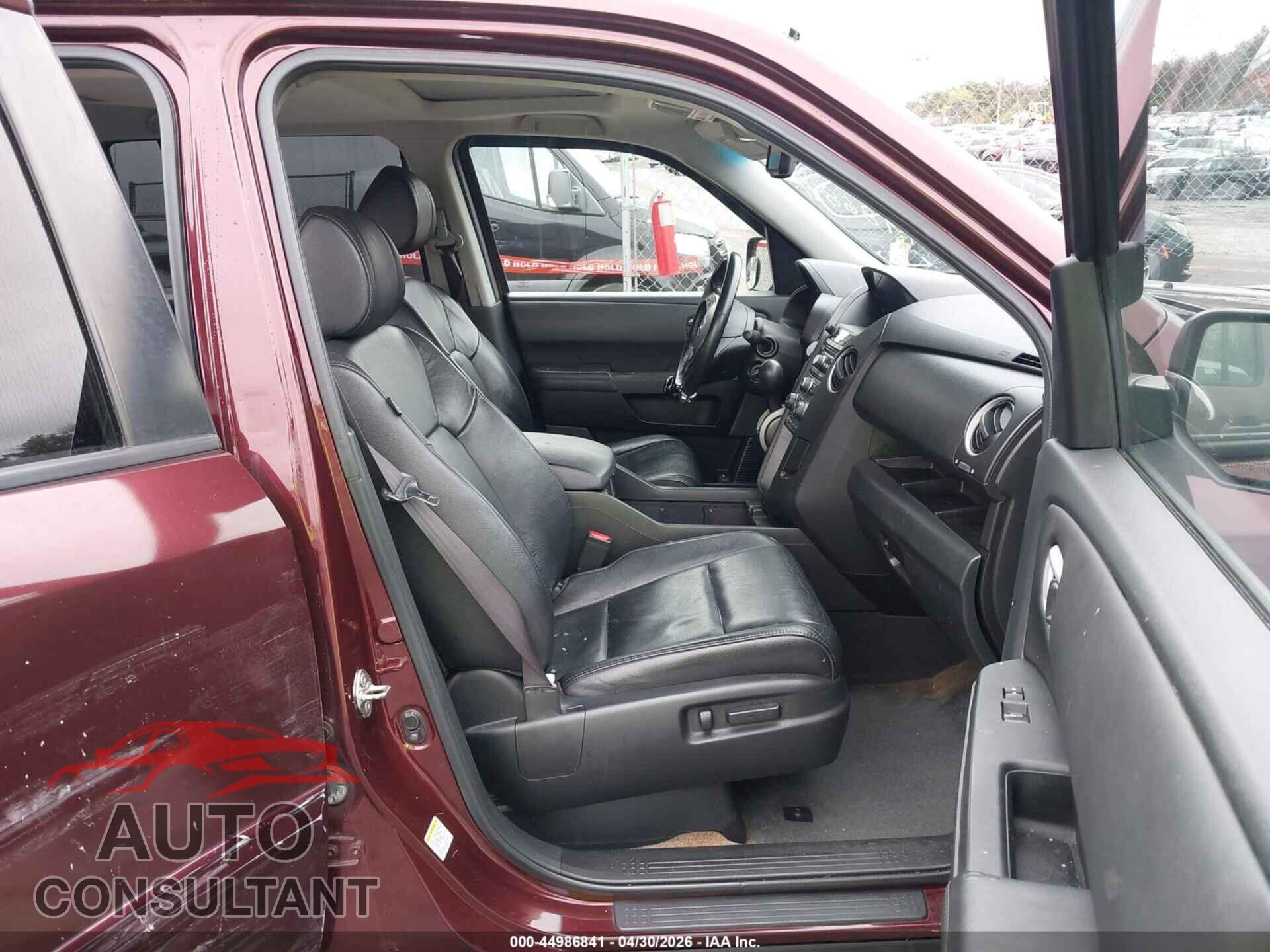 HONDA PILOT 2013 - 5FNYF4H53DB024390