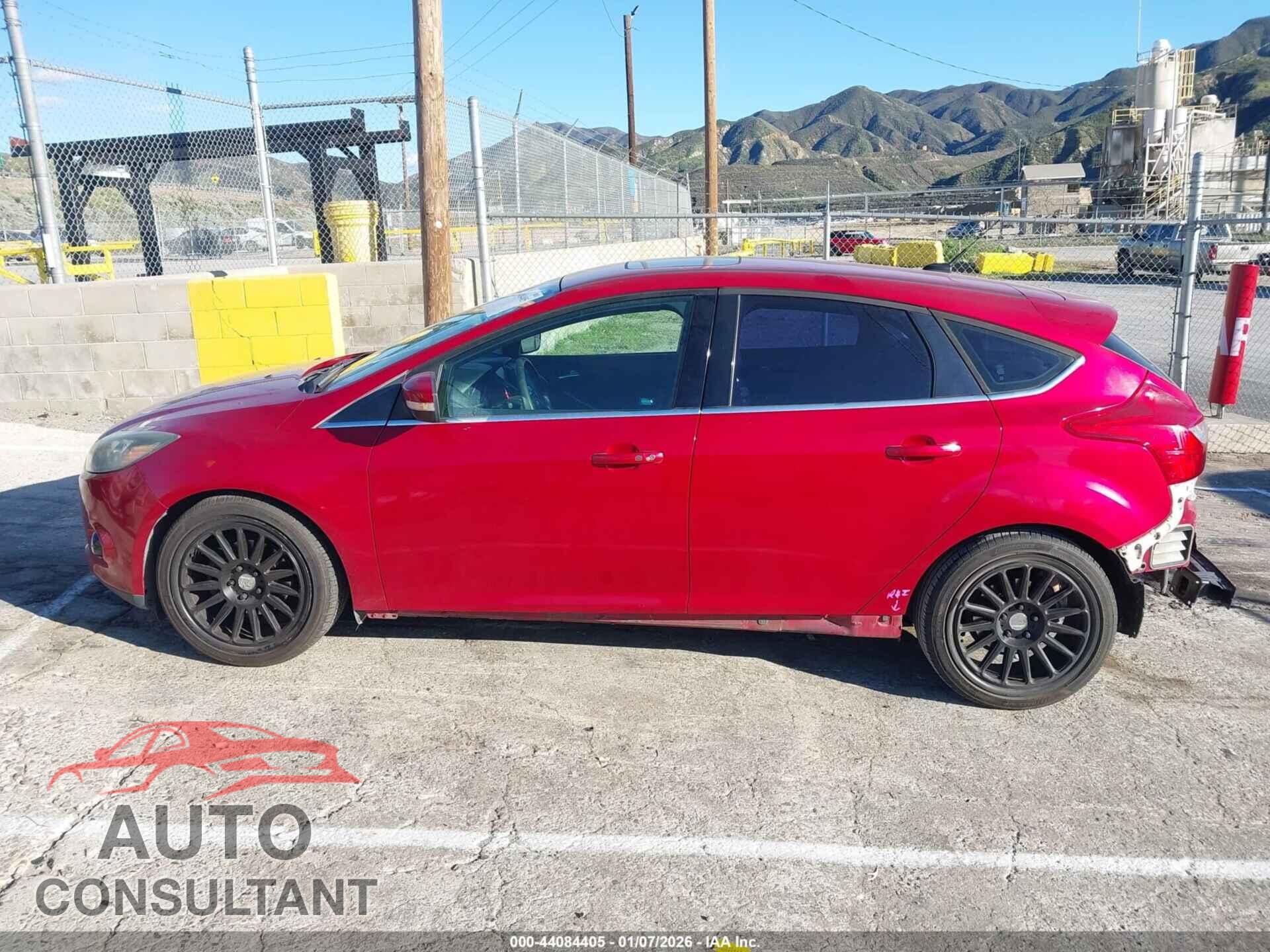 FORD FOCUS 2012 - 1FAHP3N26CL109081