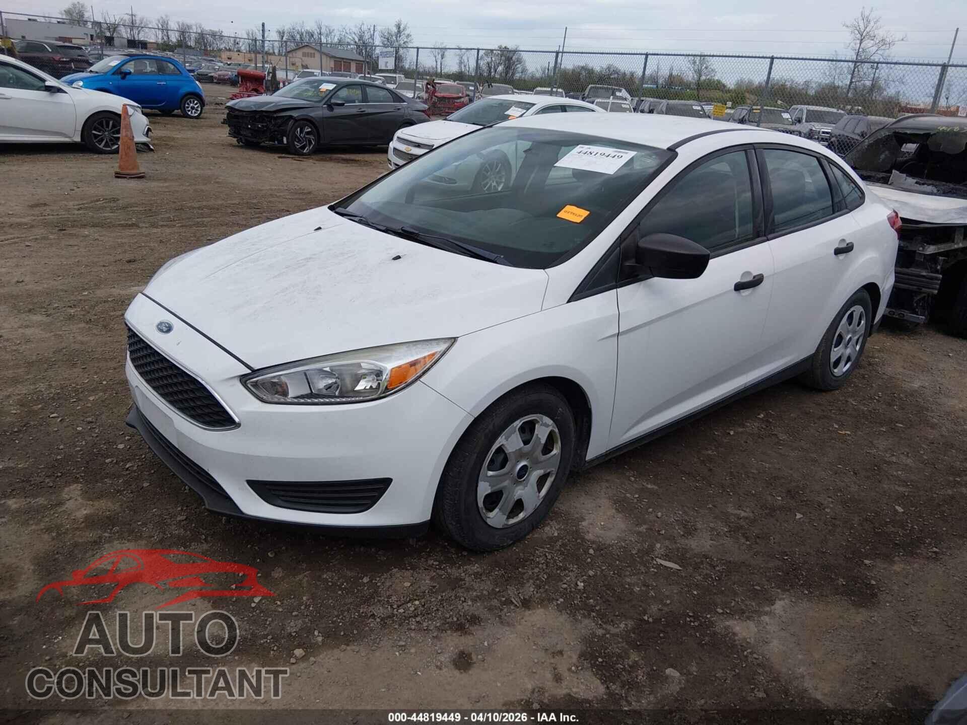 FORD FOCUS 2016 - 1FADP3E22GL207125