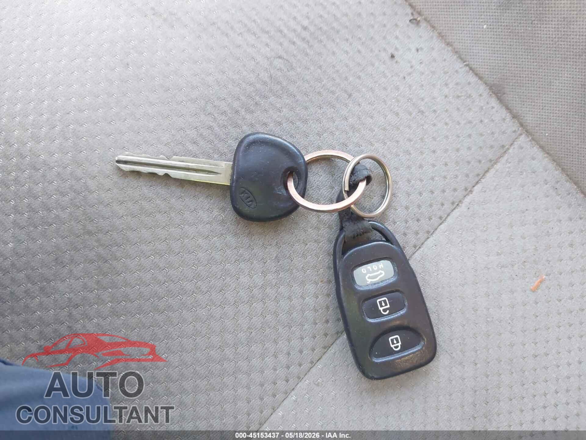 KIA FORTE 2011 - KNAFU4A29B5401054