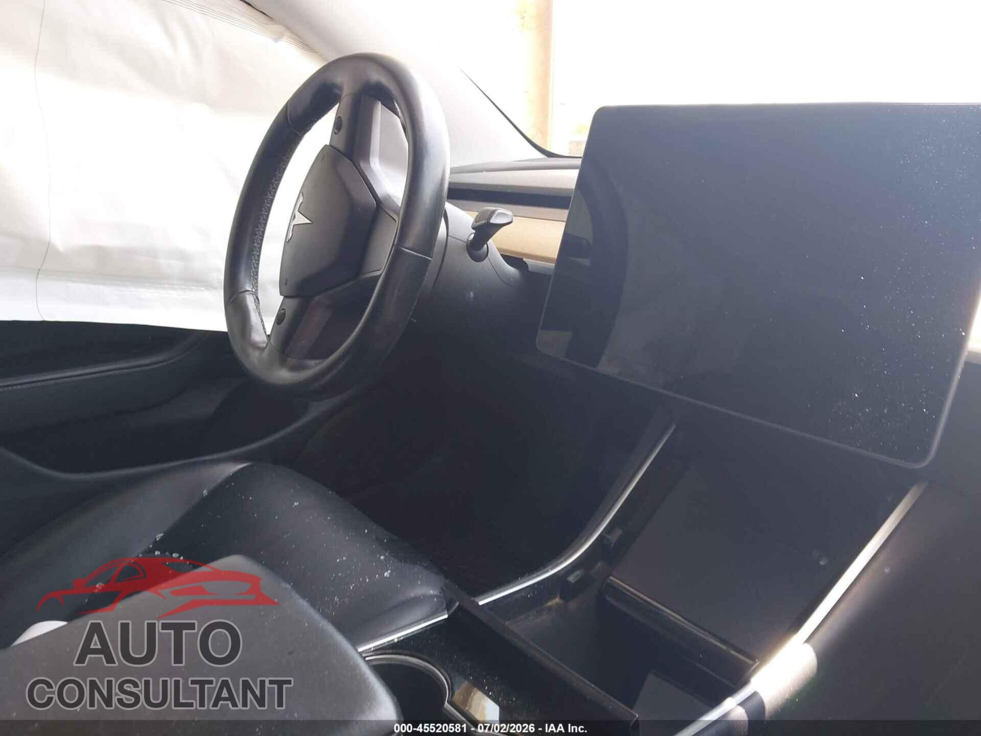 TESLA MODEL 3 2018 - 5YJ3E1EA4JF032135