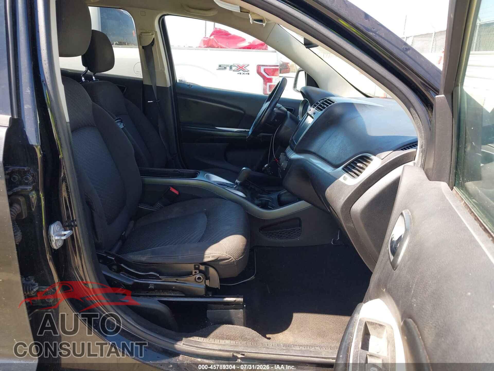 DODGE JOURNEY 2015 - 3C4PDCBB4FT650156