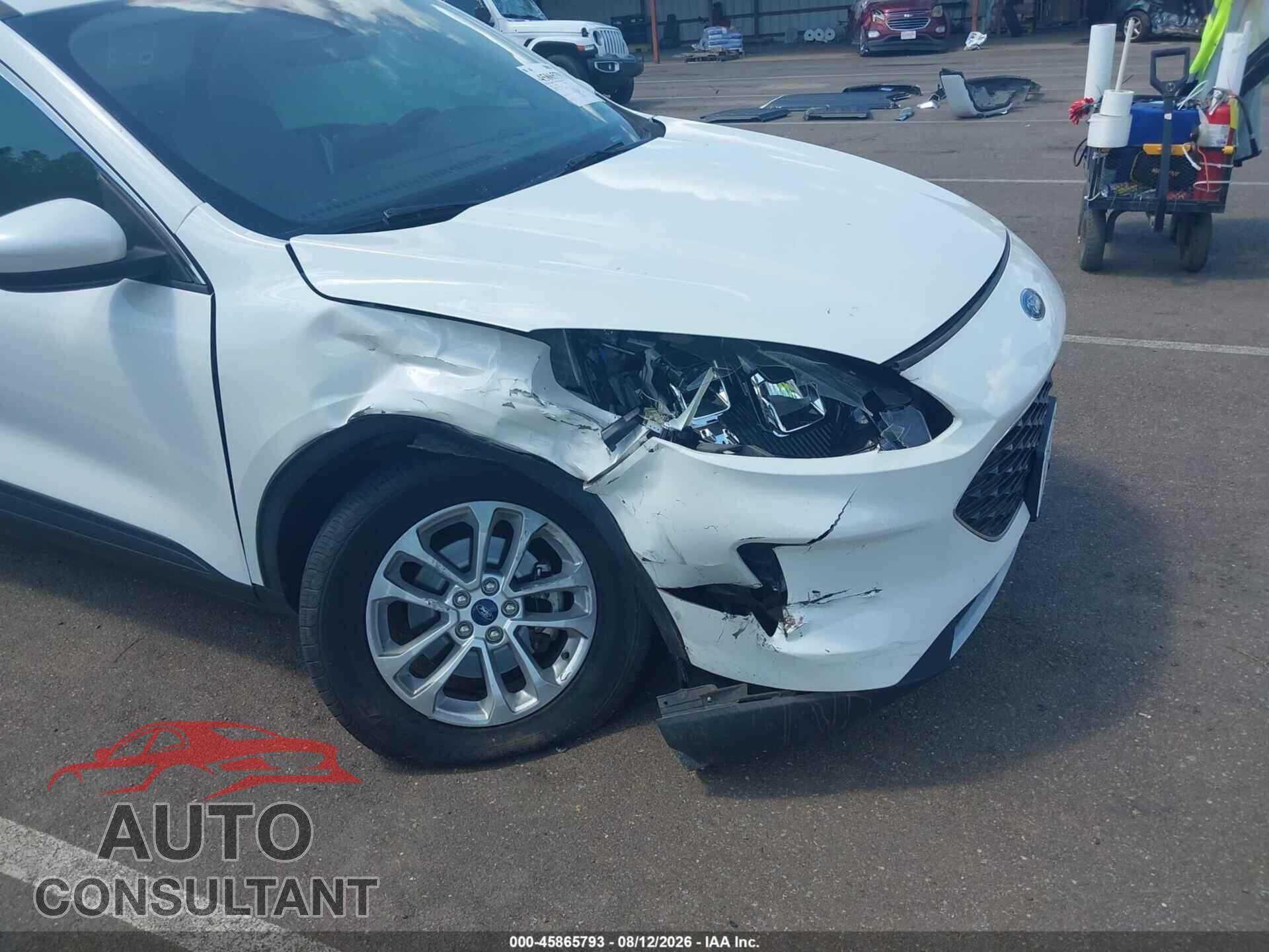 FORD ESCAPE 2020 - 1FMCU0G60LUA23394