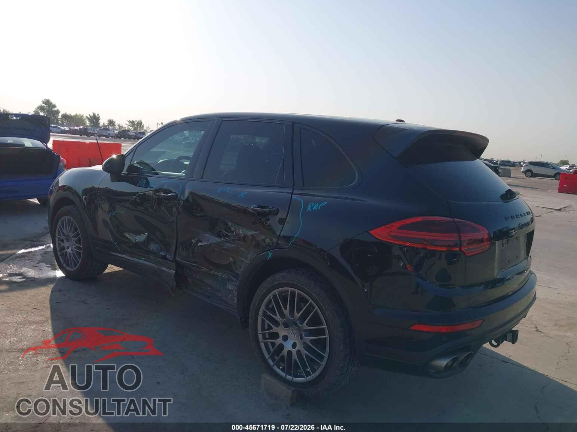 PORSCHE CAYENNE 2015 - WP1AB2A21FLA56772