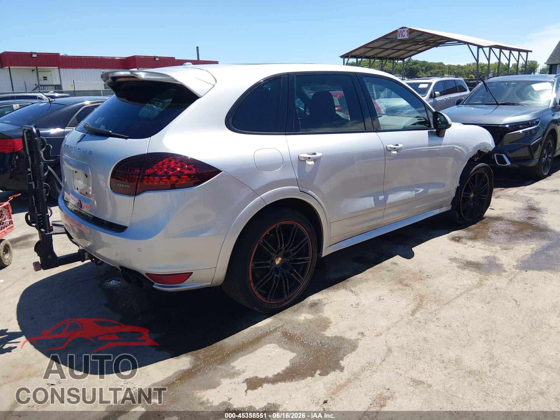 PORSCHE CAYENNE 2013 - WP1AD2A23DLA71247