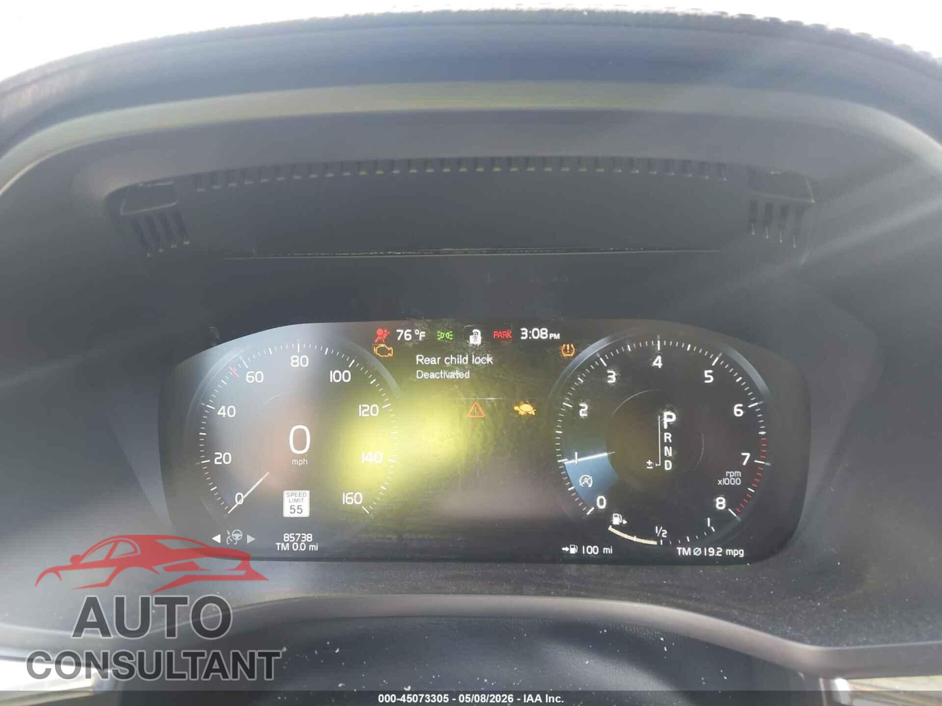 VOLVO XC60 2018 - YV4A22RL3J1046292