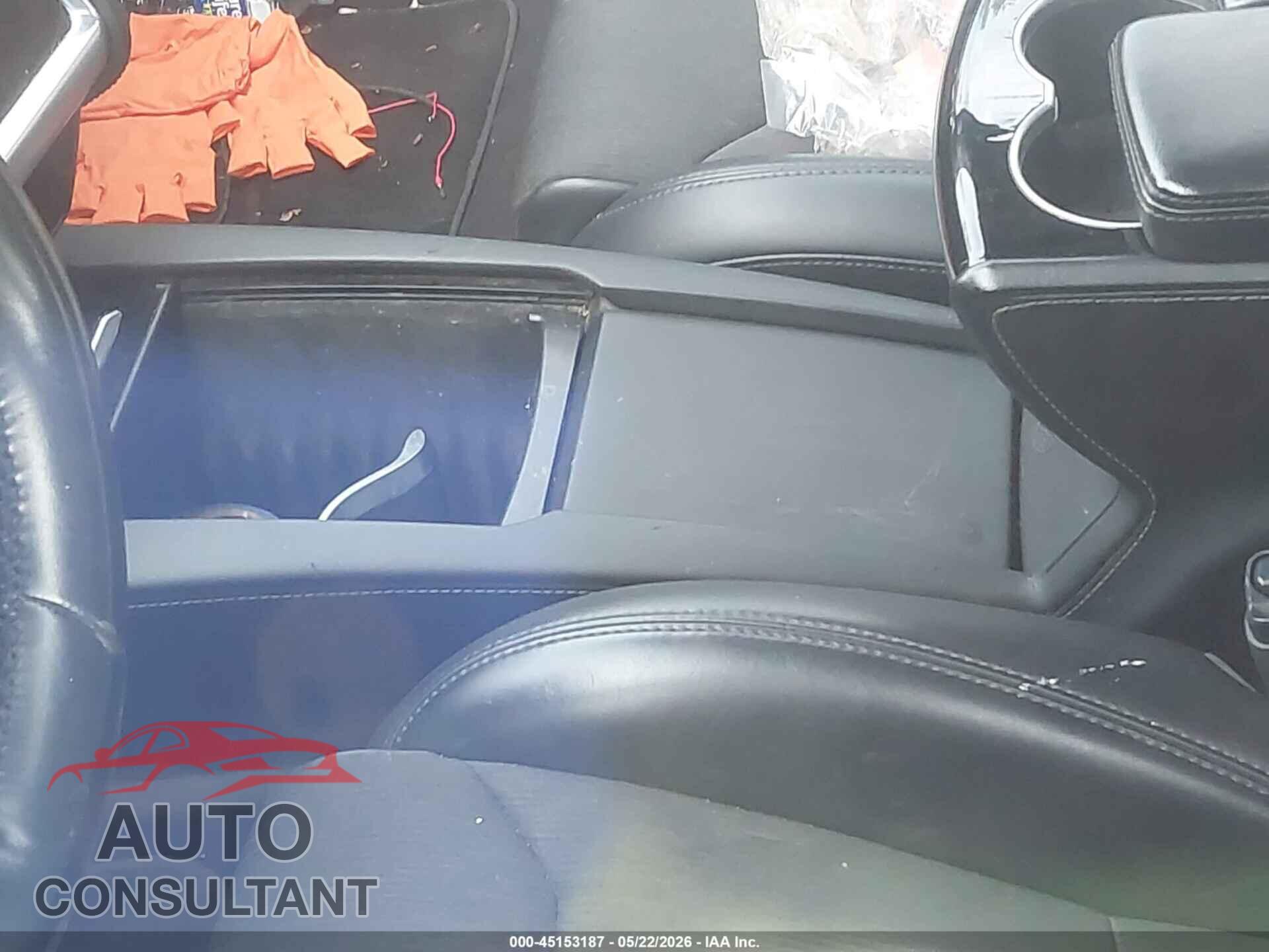 TESLA MODEL S 2017 - 5YJSA1E19HF202443