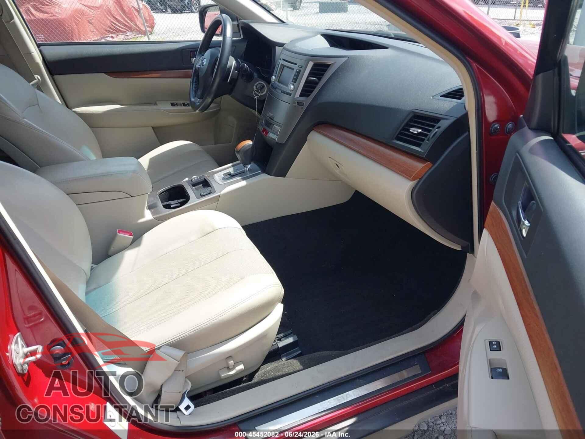SUBARU OUTBACK 2014 - 4S4BRBLC4E3325655