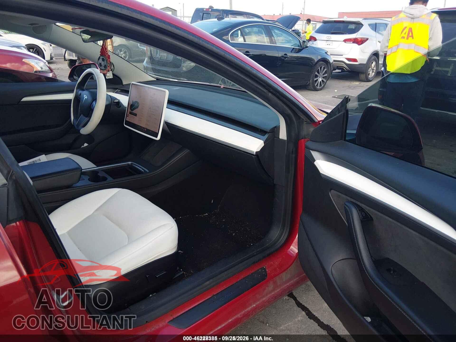 TESLA MODEL 3 2021 - 5YJ3E1EAXMF978700