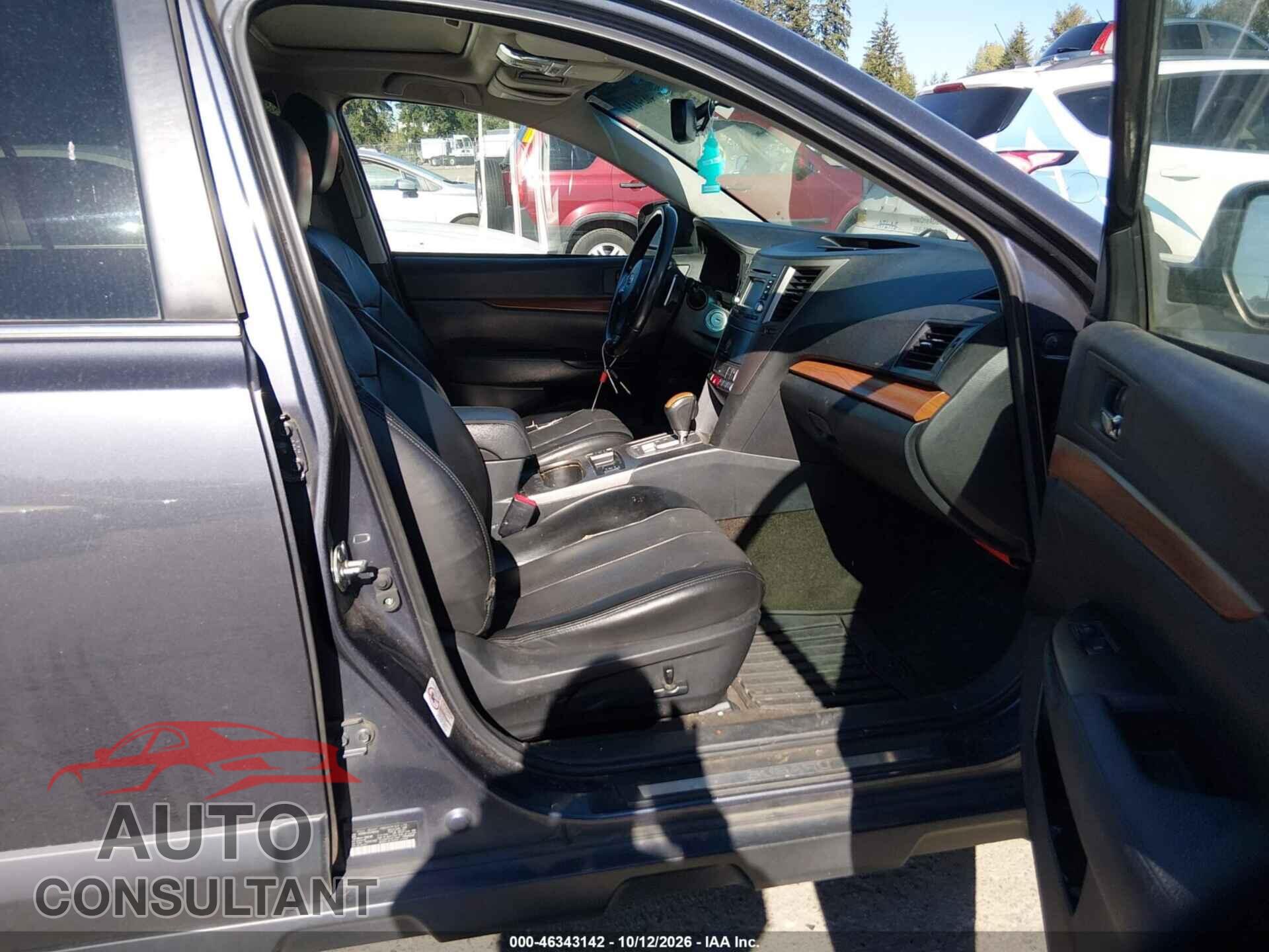 SUBARU OUTBACK 2014 - 4S4BRBLC8E3299206