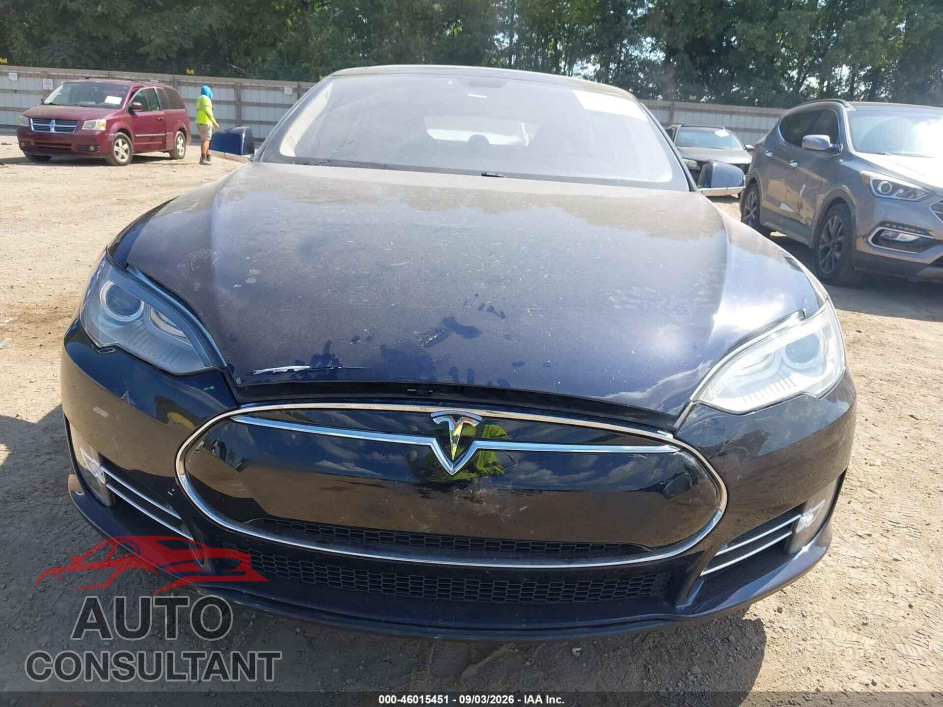 TESLA MODEL S 2013 - 5YJSA1DP8DFP16168
