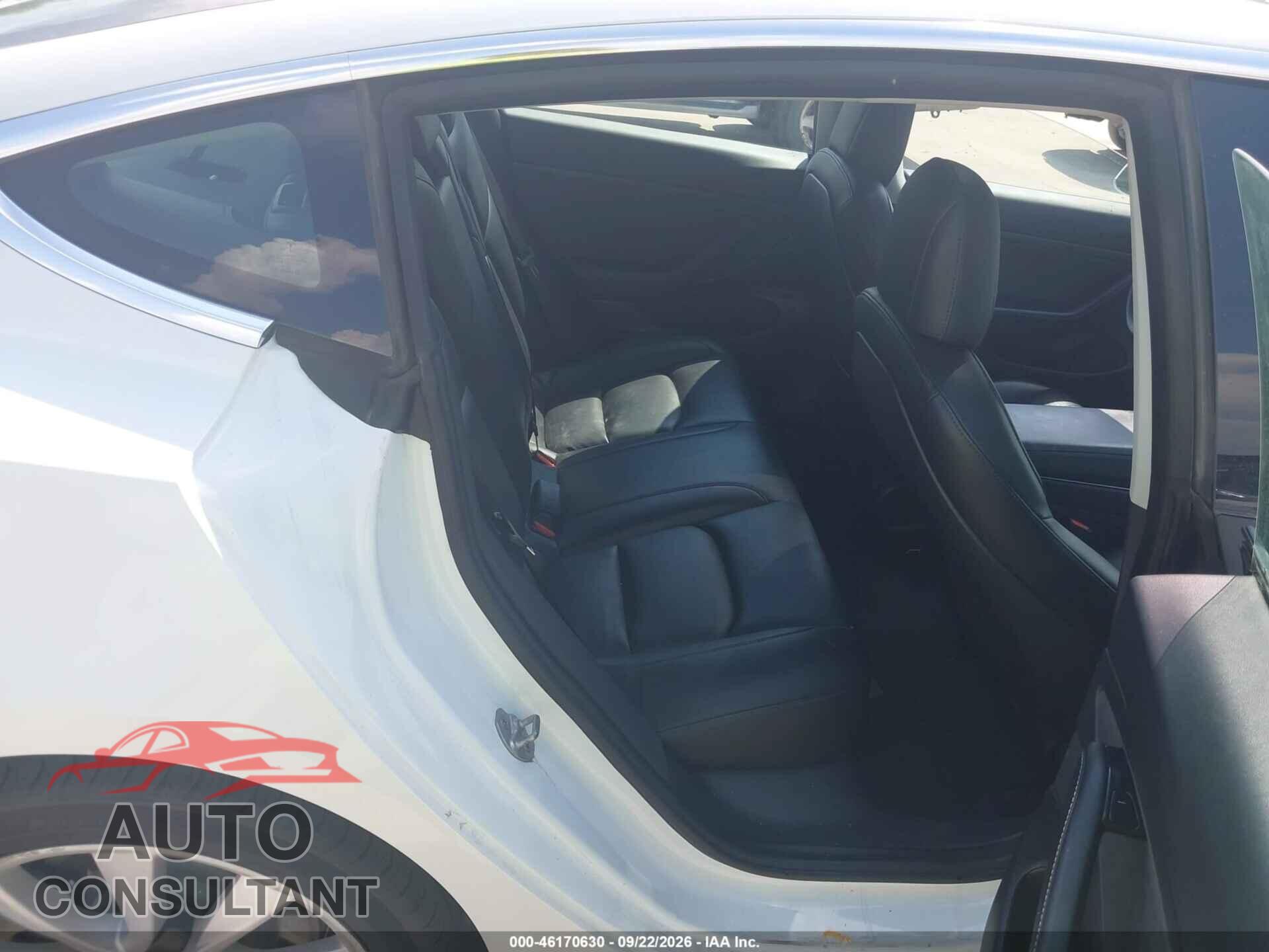 TESLA MODEL 3 2020 - 5YJ3E1EA5LF802359