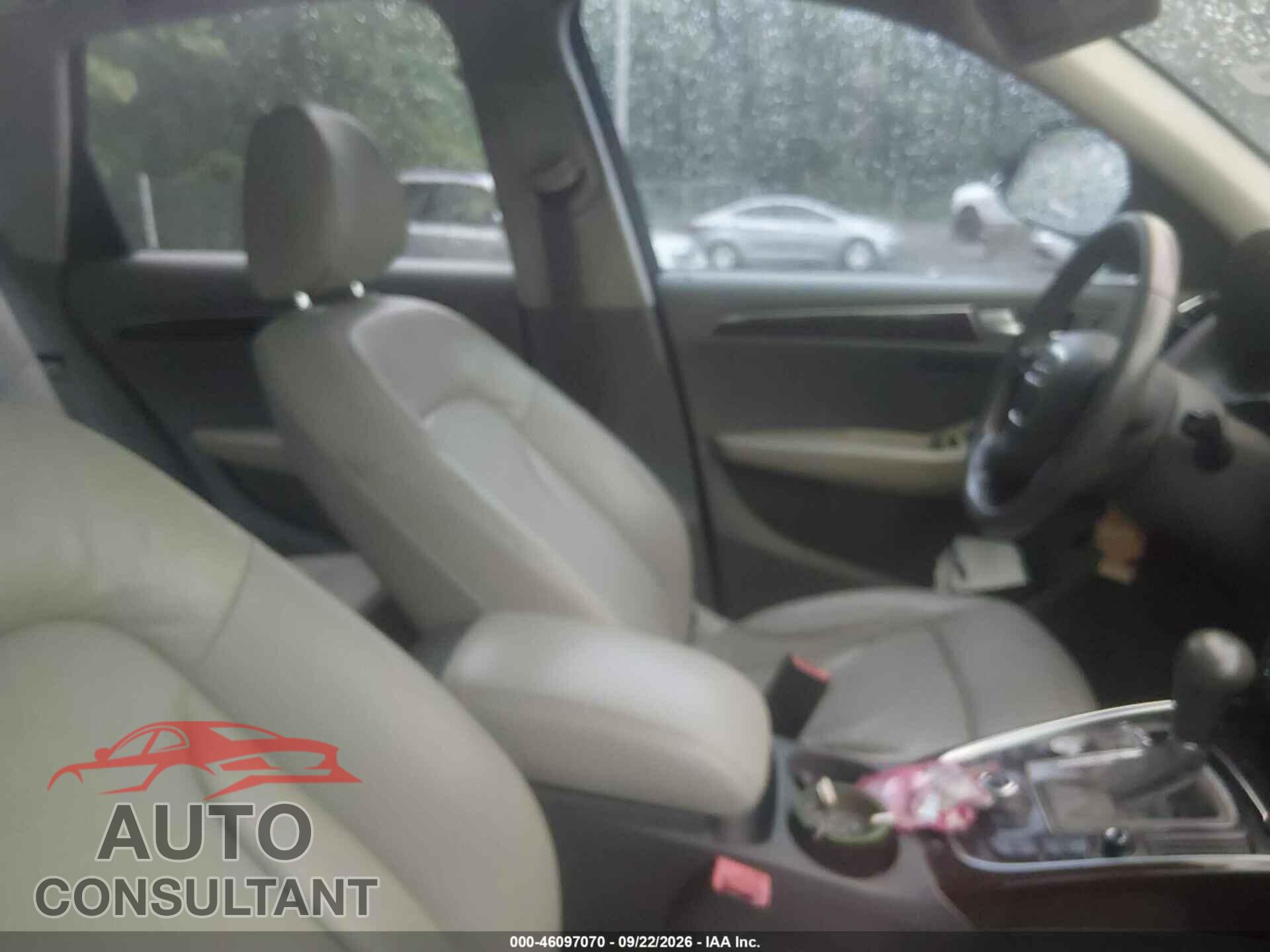 AUDI Q5 2012 - WA1LFAFP1CA005299