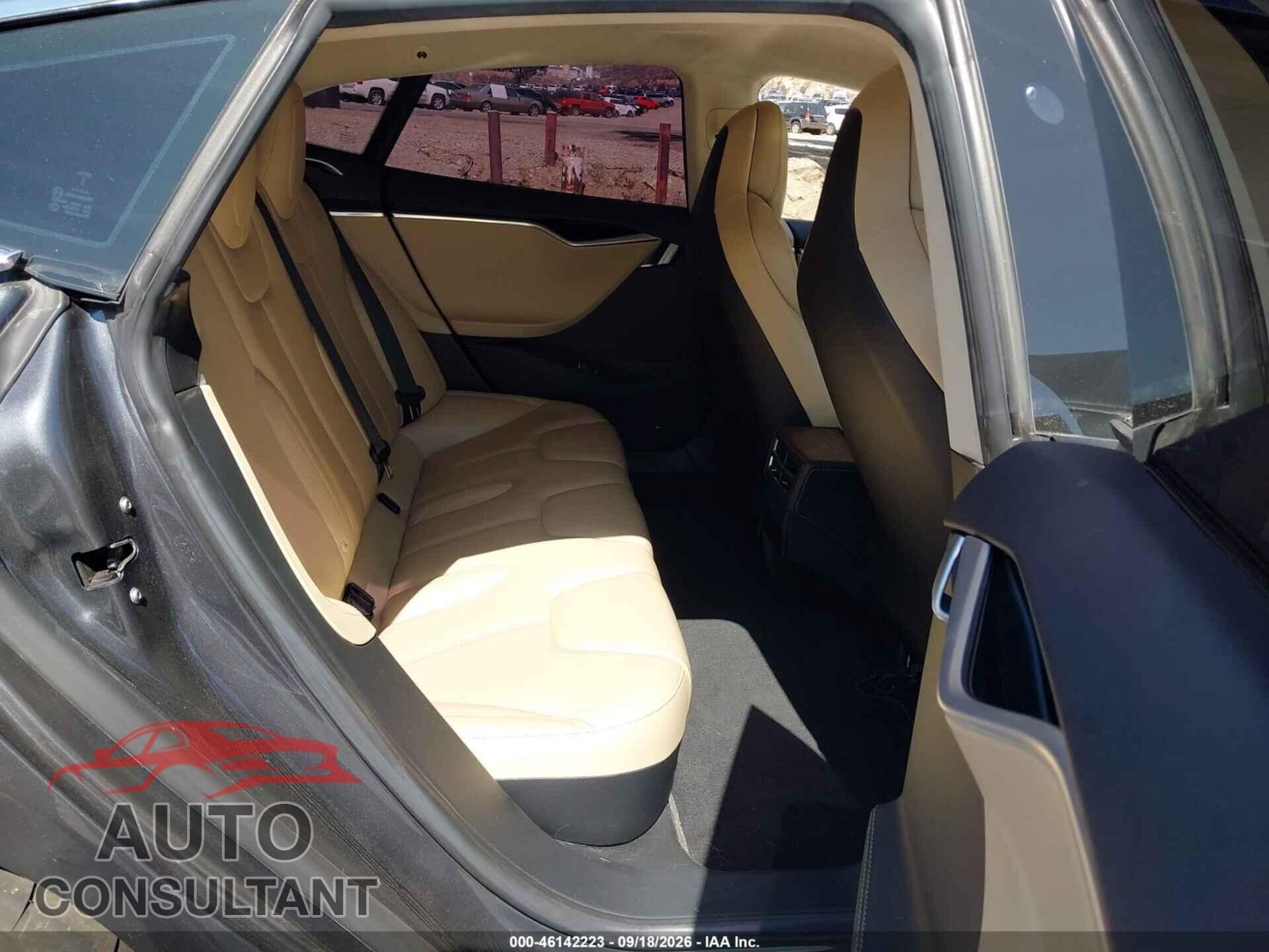 TESLA MODEL S 2017 - 5YJSA1E14HF194073