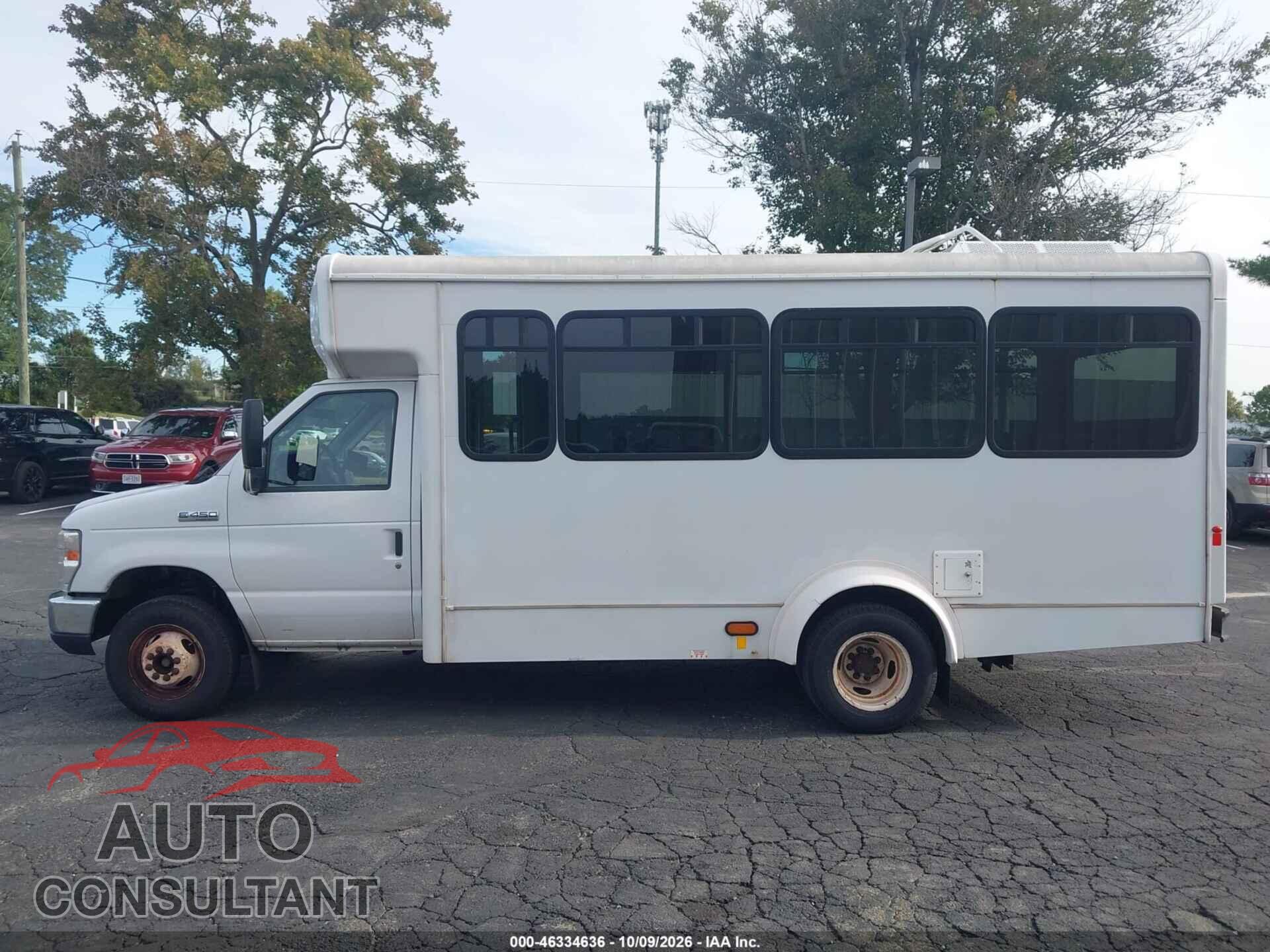 FORD E-450 CUTAWAY 2017 - 1FDFE4FS2HDC67345
