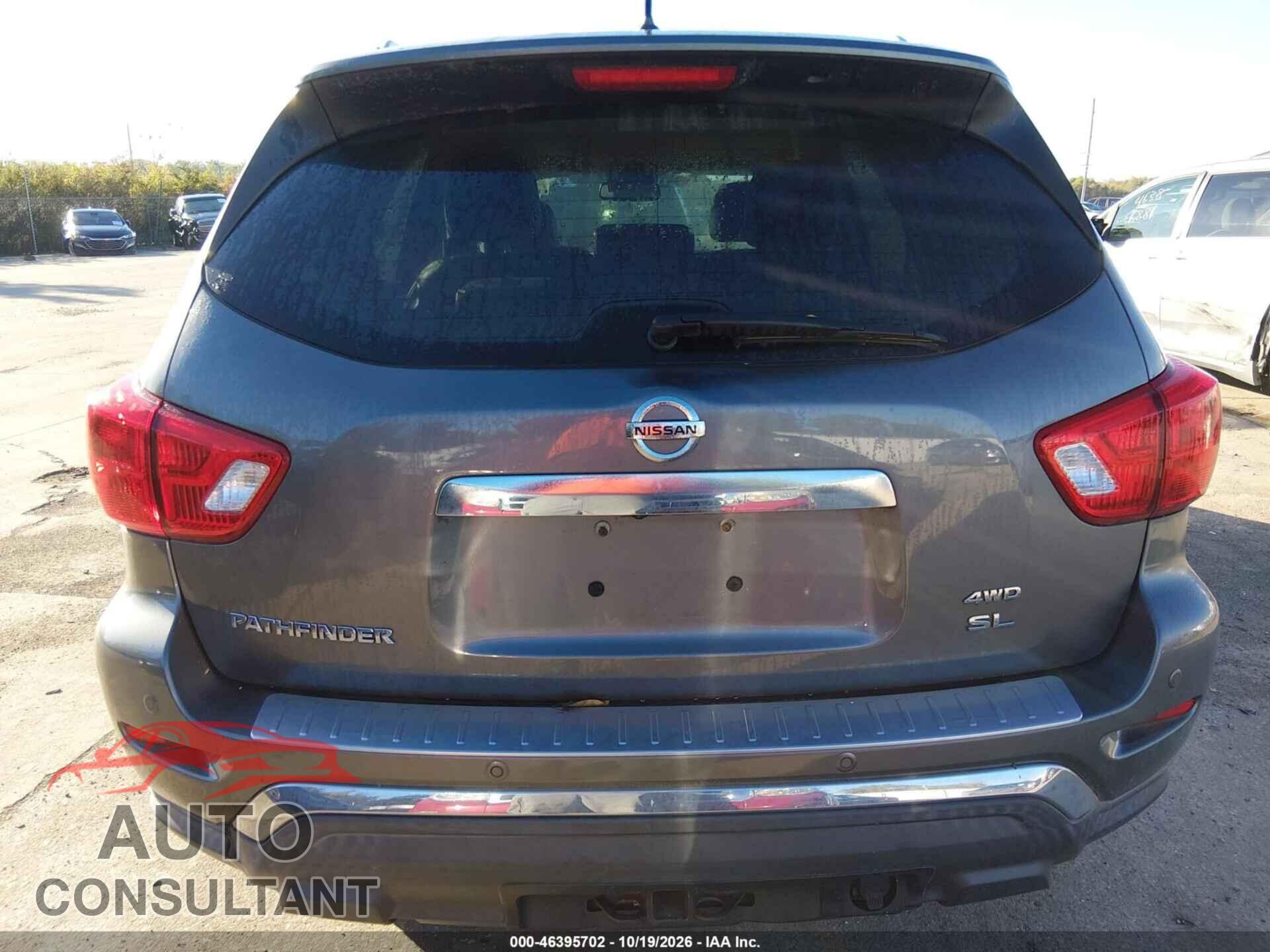 NISSAN PATHFINDER 2017 - 5N1DR2MM9HC605575