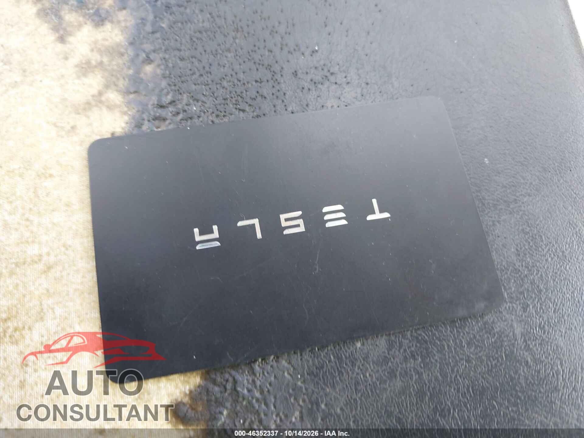 TESLA MODEL 3 2020 - 5YJ3E1EA1LF718197