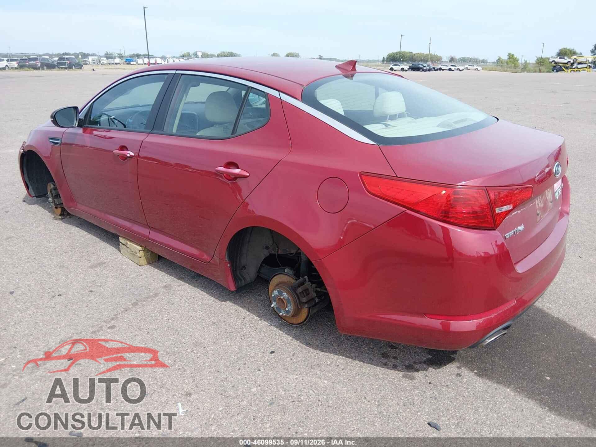 KIA OPTIMA 2011 - KNAGM4A73B5067832