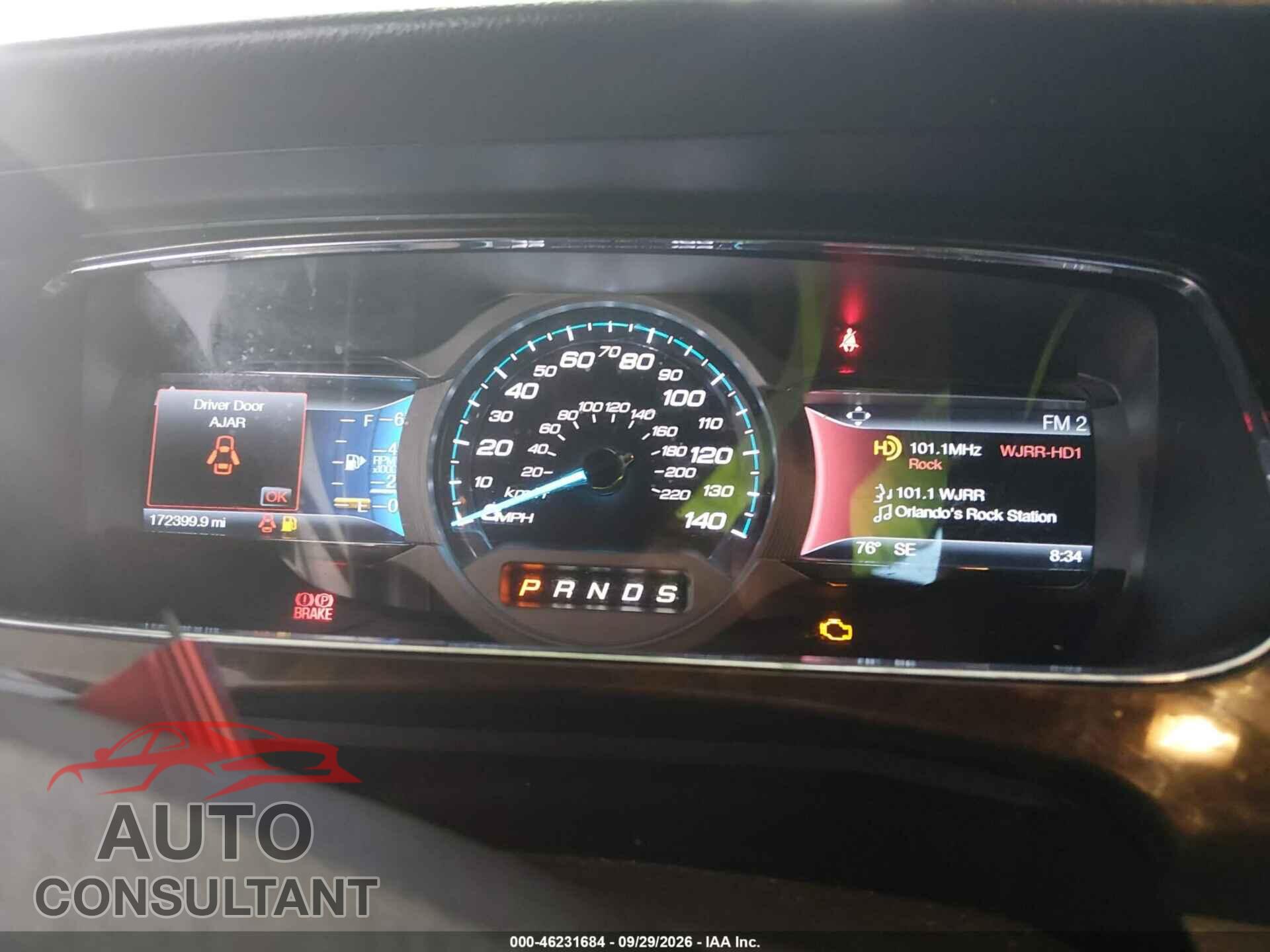 FORD TAURUS 2018 - 1FAHP2F8XJG119213