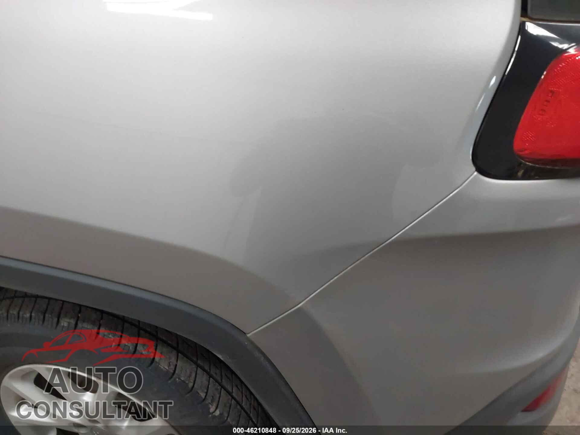 JEEP CHEROKEE 2018 - 1C4PJMCB6JD528524