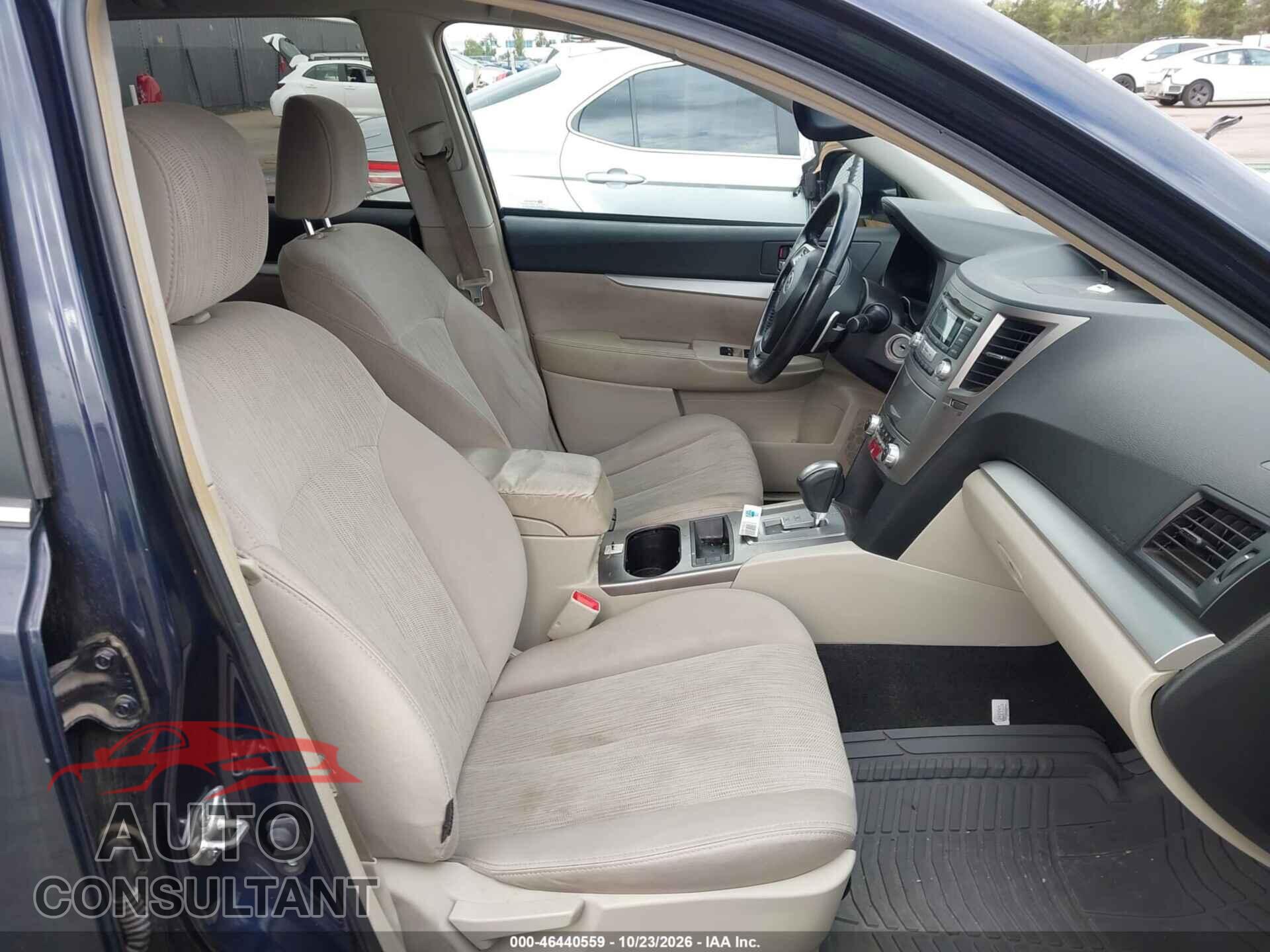 SUBARU OUTBACK 2013 - 4S4BRBBC7D3275446