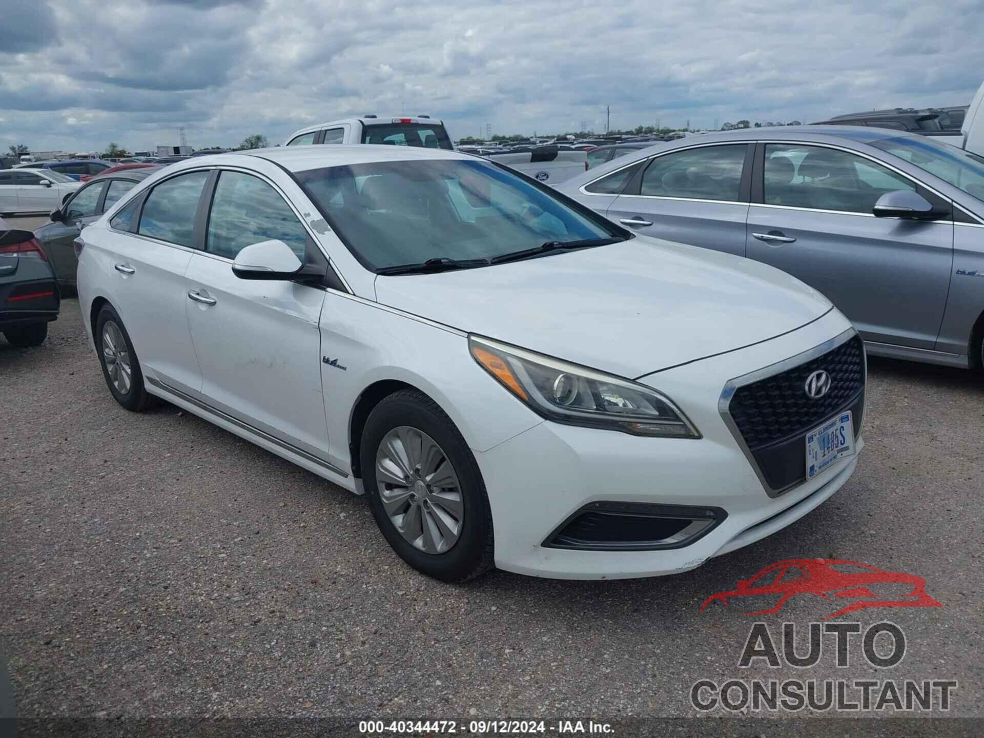 HYUNDAI SONATA HYBRID 2016 - KMHE24L18GA039432