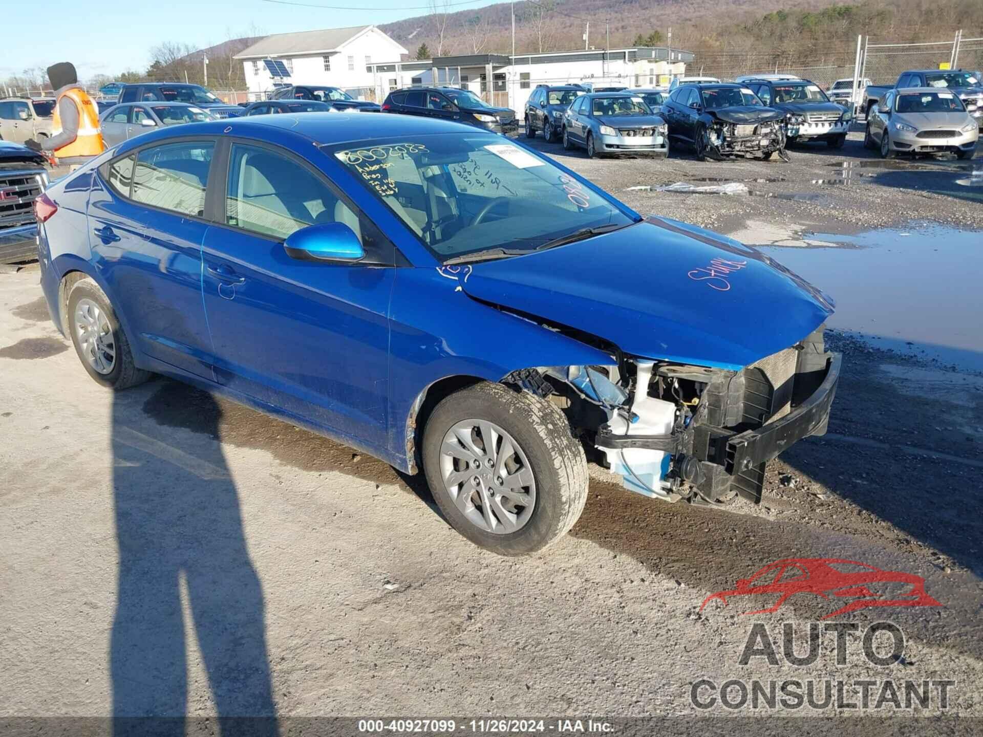 HYUNDAI ELANTRA 2017 - KMHD74LF4HU330826