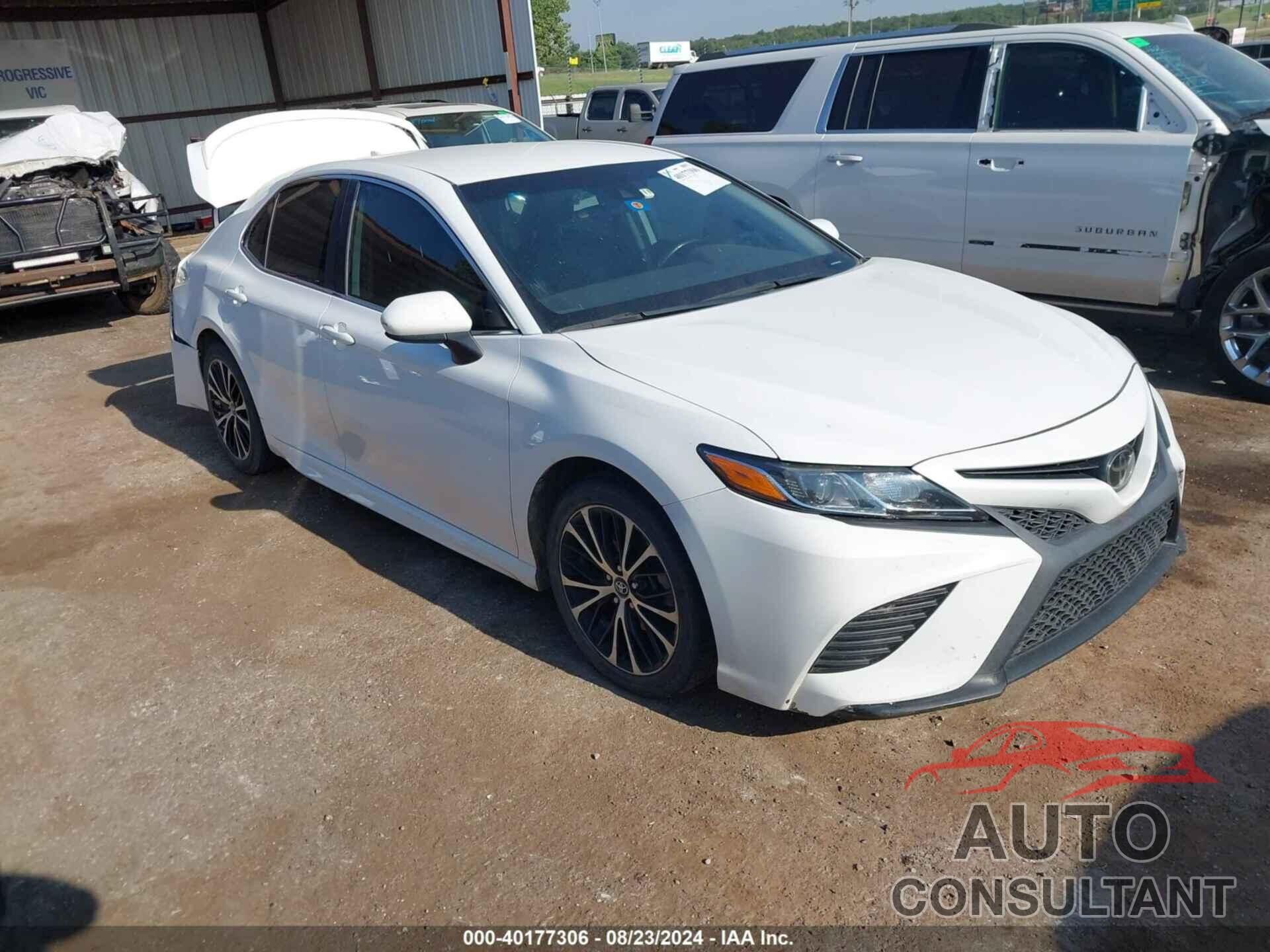 TOYOTA CAMRY 2020 - 4T1G11AK1LU338579