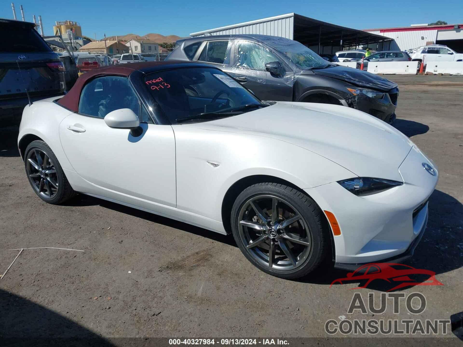 MAZDA MX-5 MIATA 2018 - JM1NDAD70J0203785