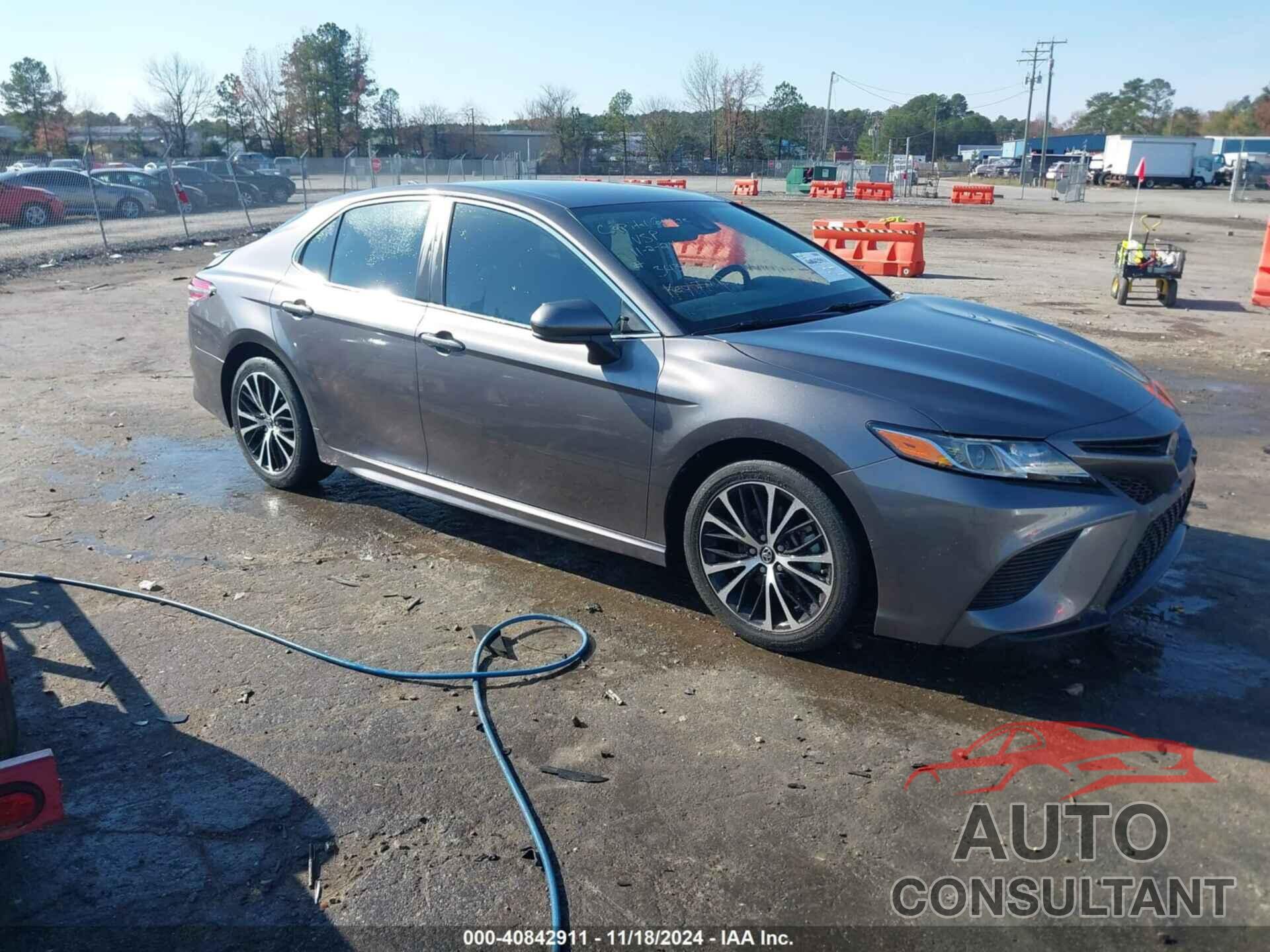 TOYOTA CAMRY 2019 - 4T1B11HK2KU160499