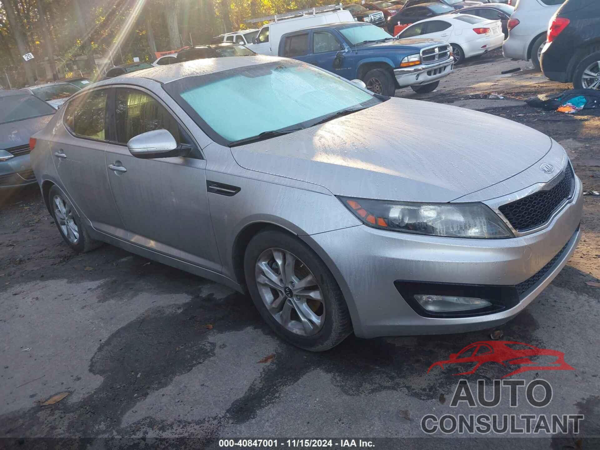 KIA OPTIMA 2011 - KNAGN4A73B5045925