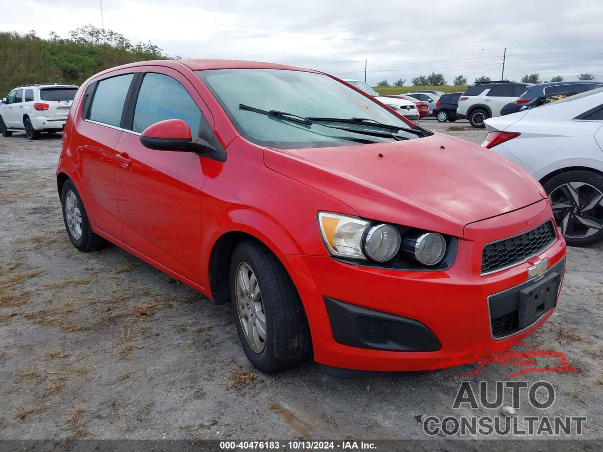 CHEVROLET SONIC 2013 - 1G1JC6SB0D4165115