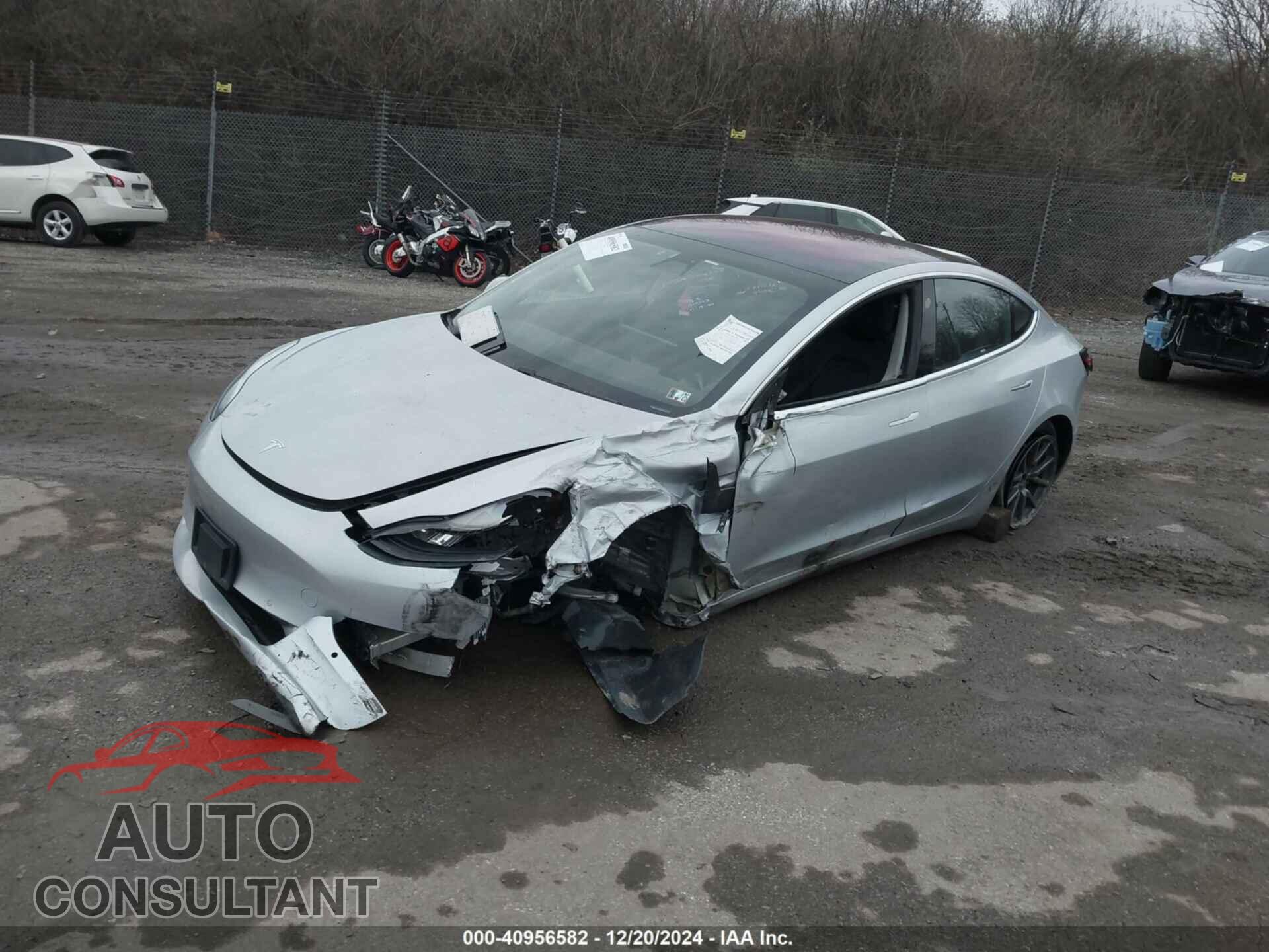TESLA MODEL 3 2018 - 5YJ3E1EA4JF019143