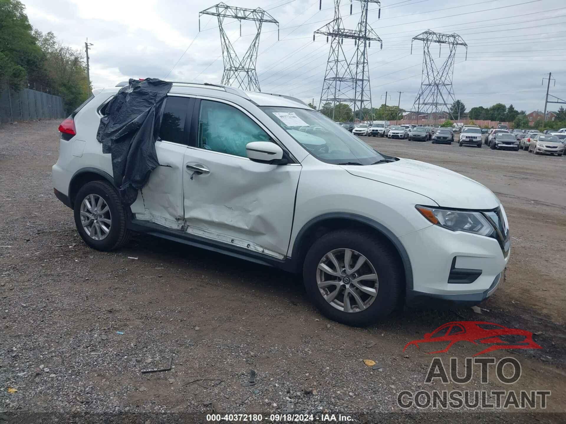 NISSAN ROGUE 2017 - KNMAT2MV9HP604372