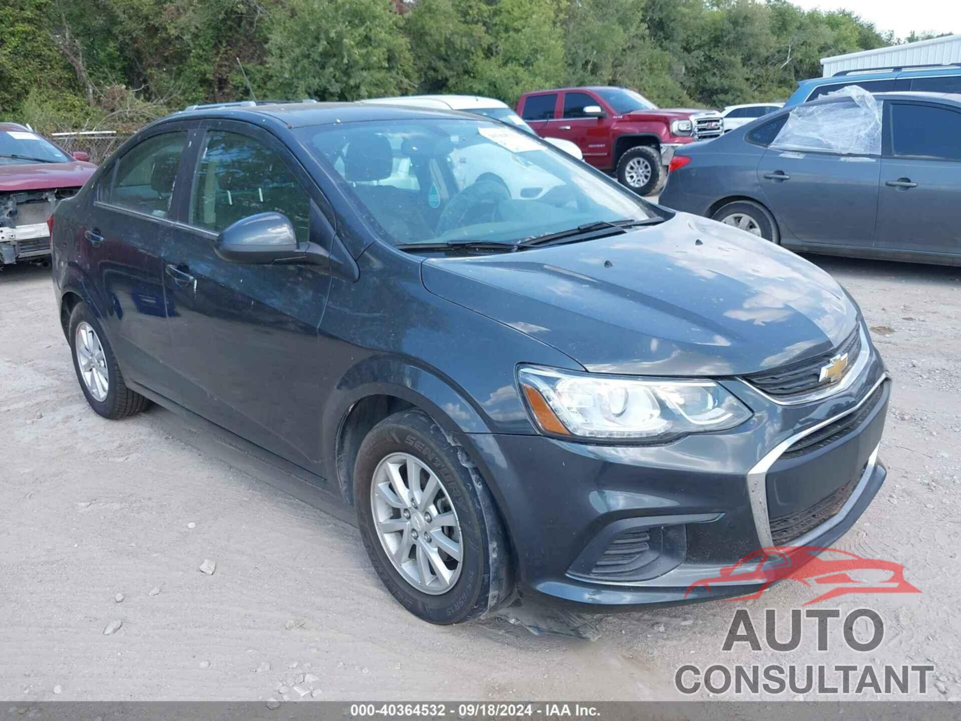 CHEVROLET SONIC 2019 - 1G1JD5SB5K4148900