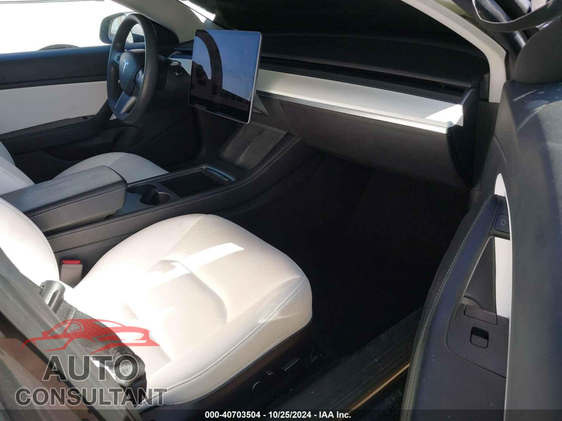 TESLA MODEL 3 2021 - 5YJ3E1EB9MF848836
