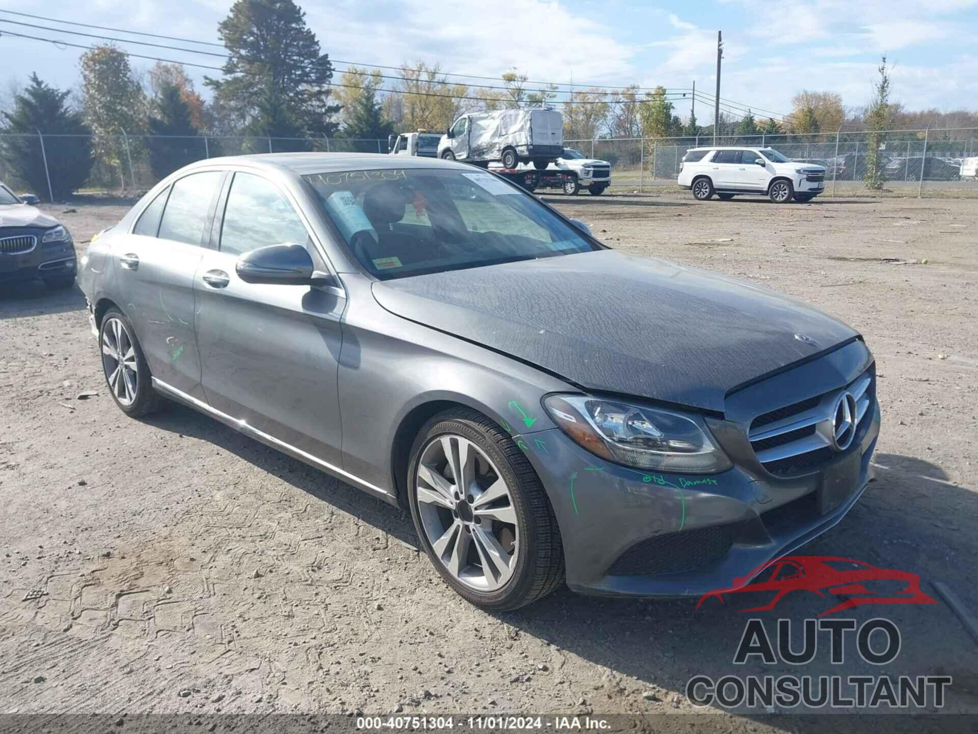 MERCEDES-BENZ C 300 2018 - 55SWF4JB7JU251244