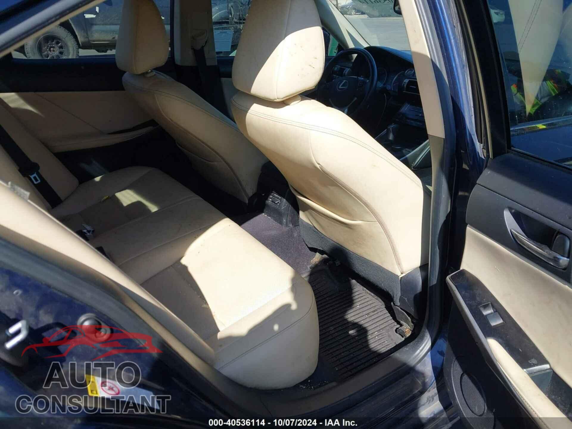 LEXUS IS 250 2014 - JTHBF1D25E5014719