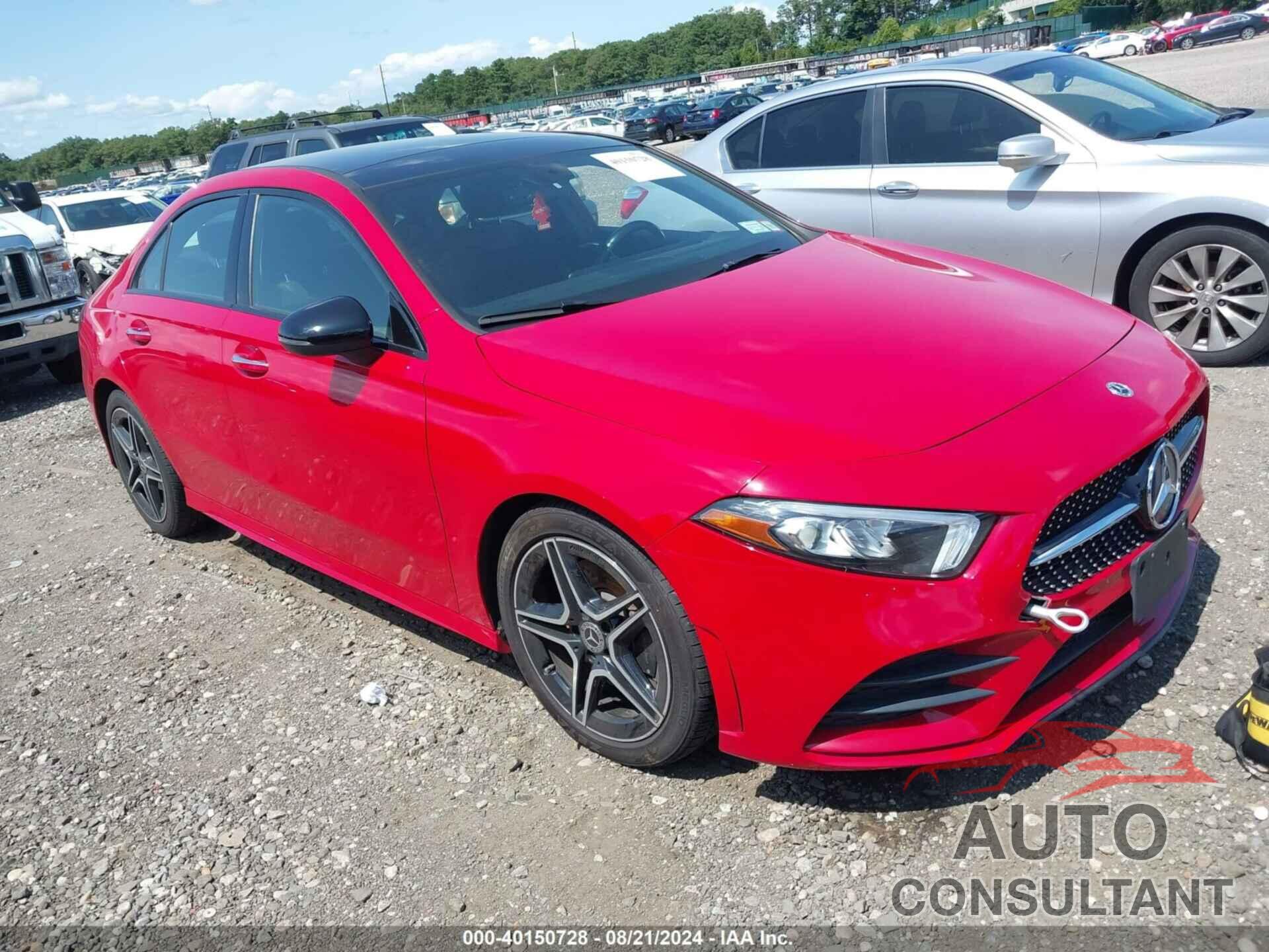 MERCEDES-BENZ A 220 2019 - WDD3G4FB9KW025588
