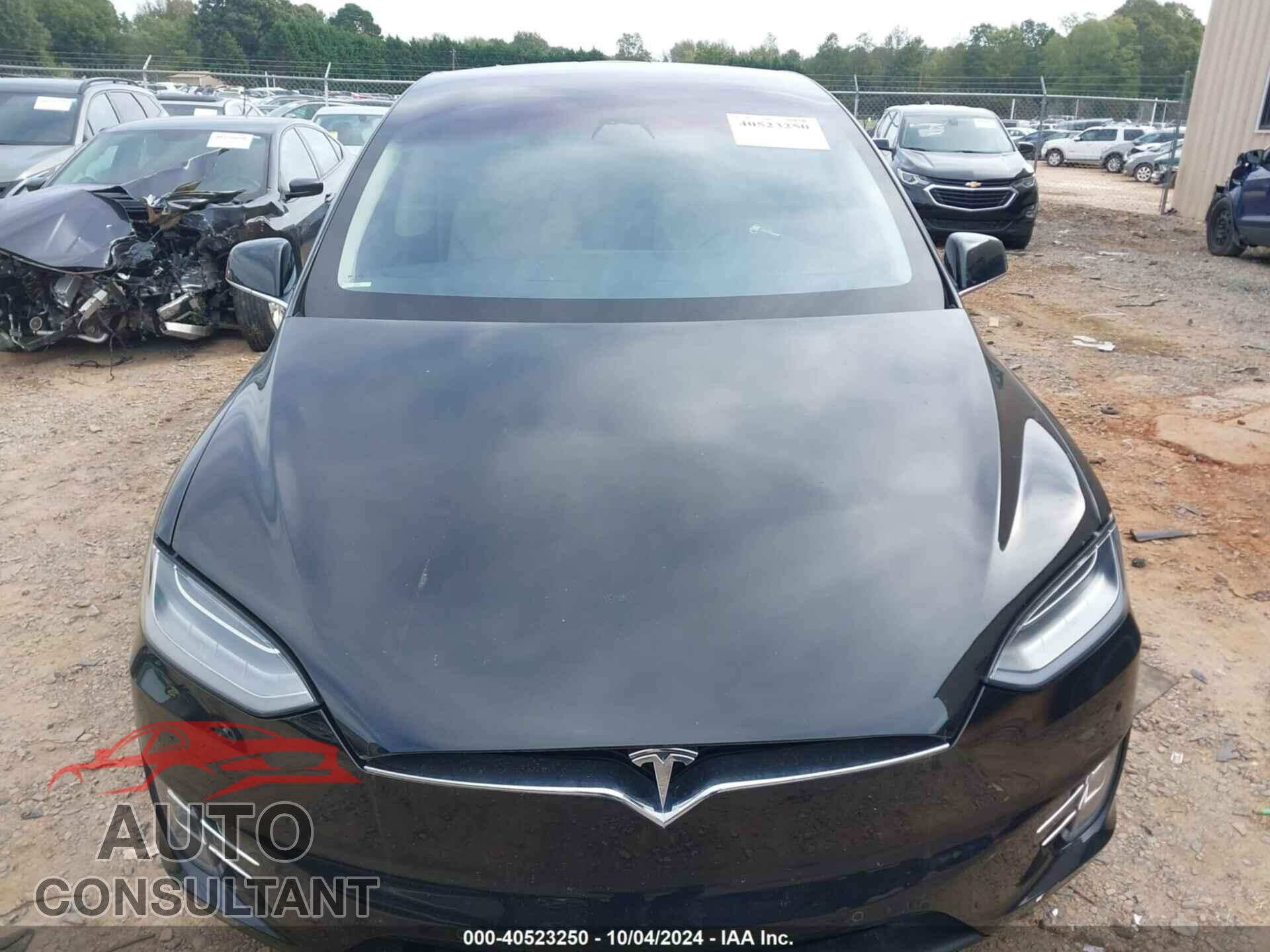 TESLA MODEL X 2017 - 5YJXCBE24HF054541