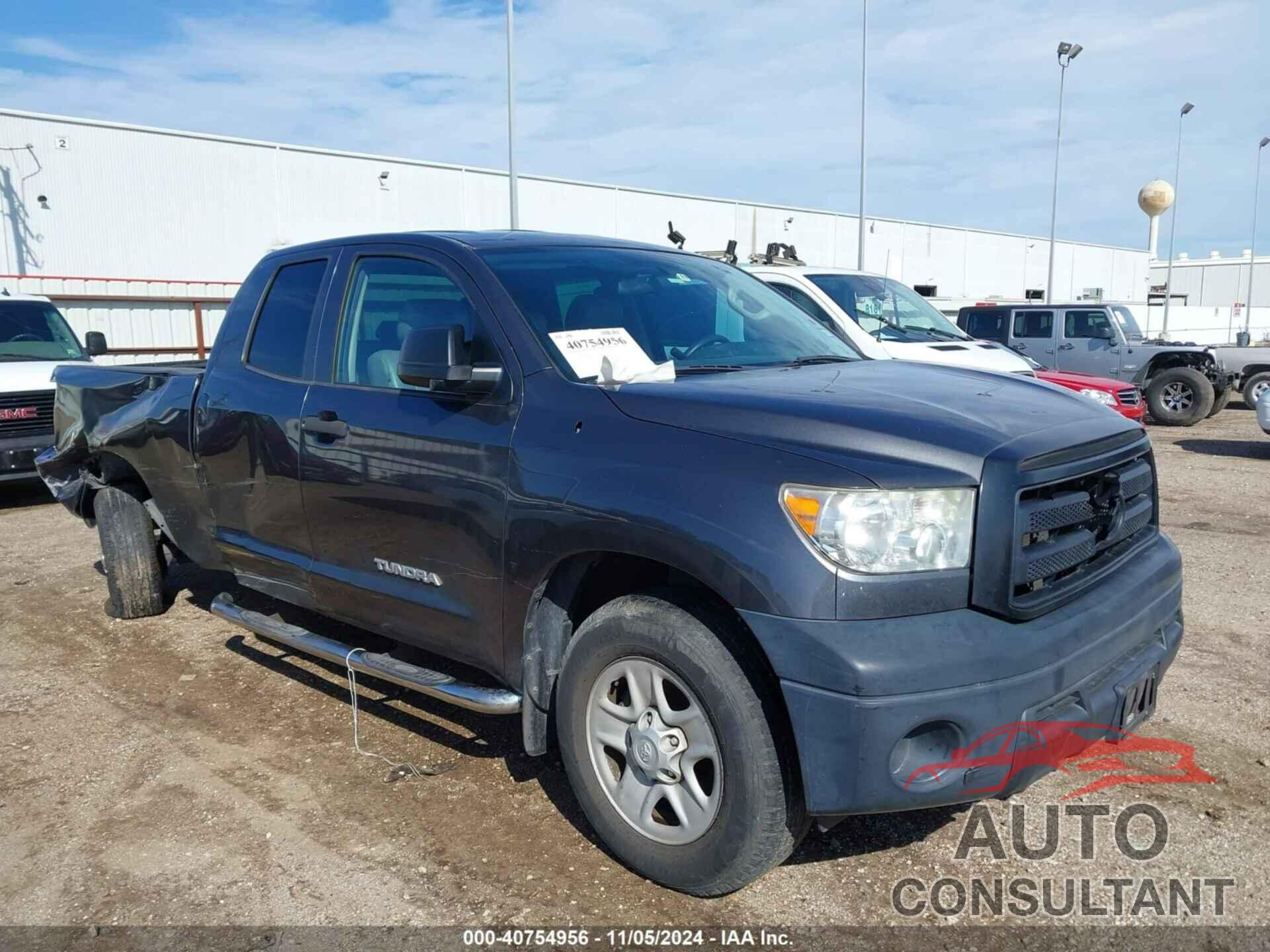 TOYOTA TUNDRA 2013 - 5TFRM5F18DX062865