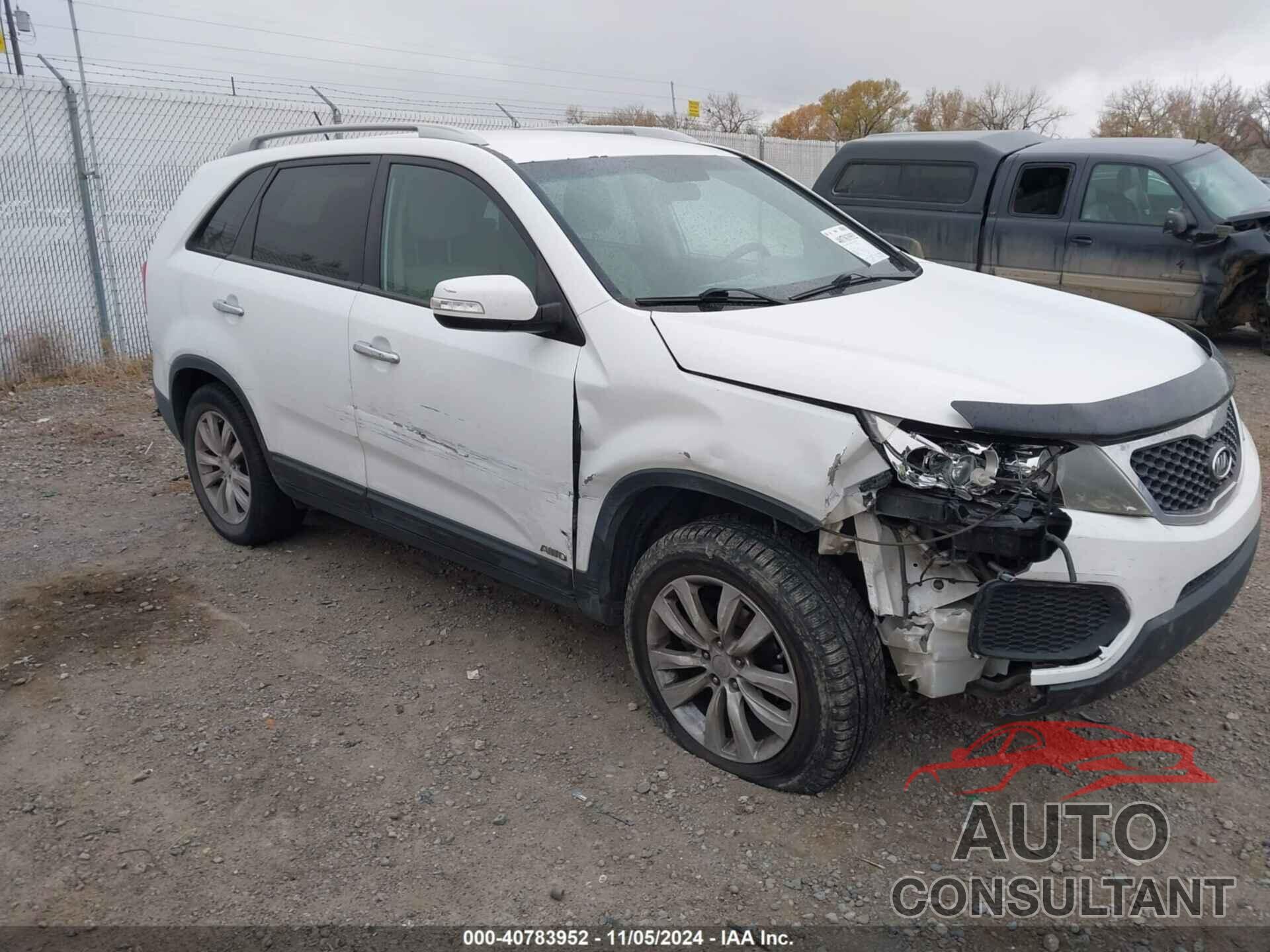 KIA SORENTO 2011 - 5XYKTDA27BG178248